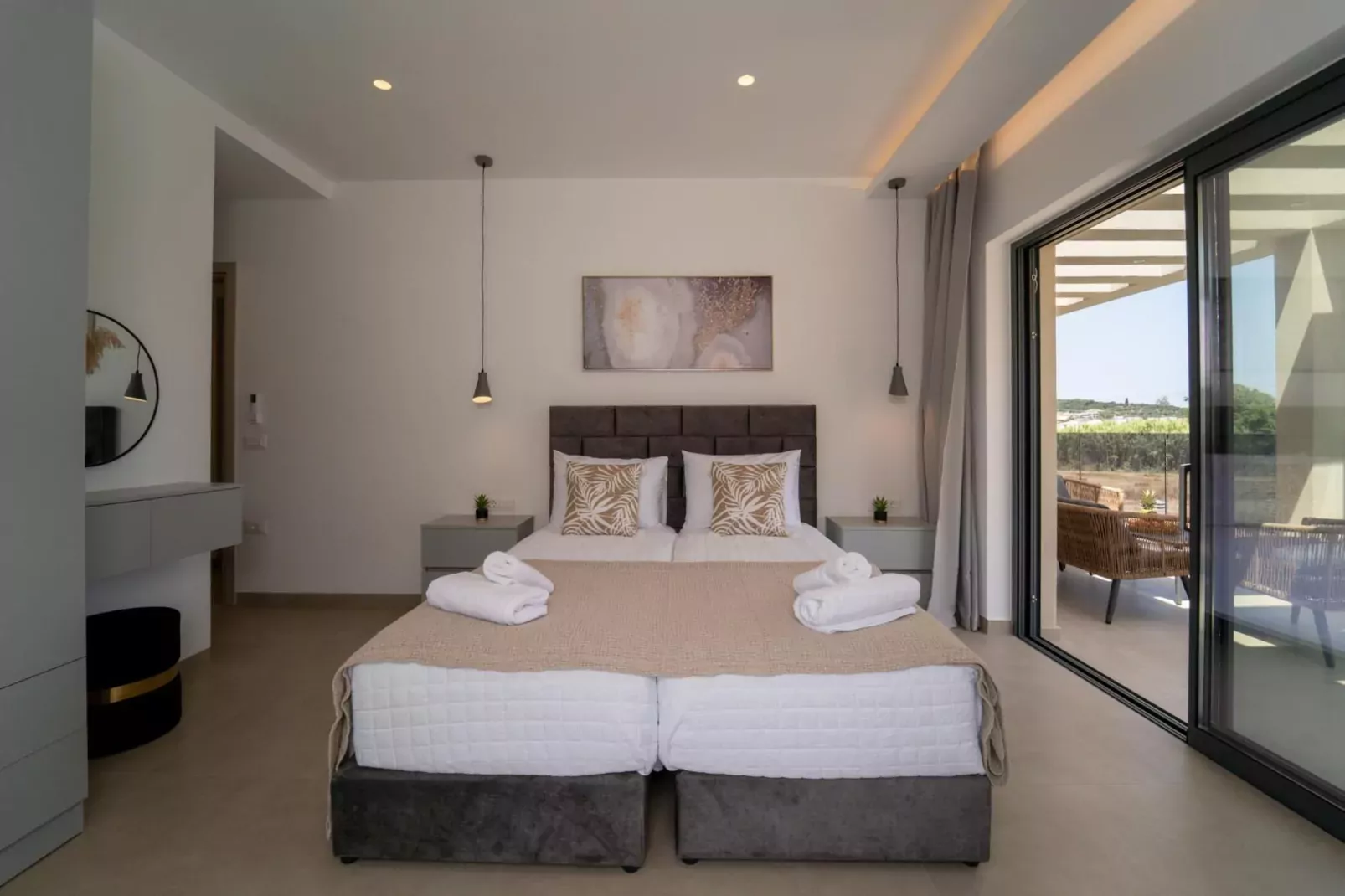 Diamond Villa with swimming pool-Slaapkamer