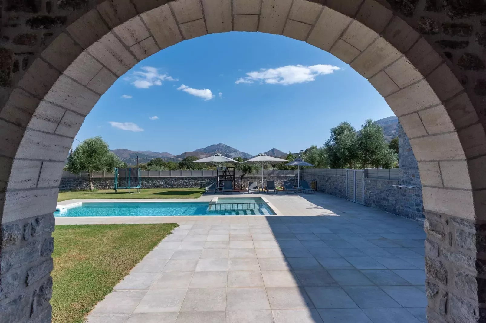 Villa Vilana with private pool-Zwembad