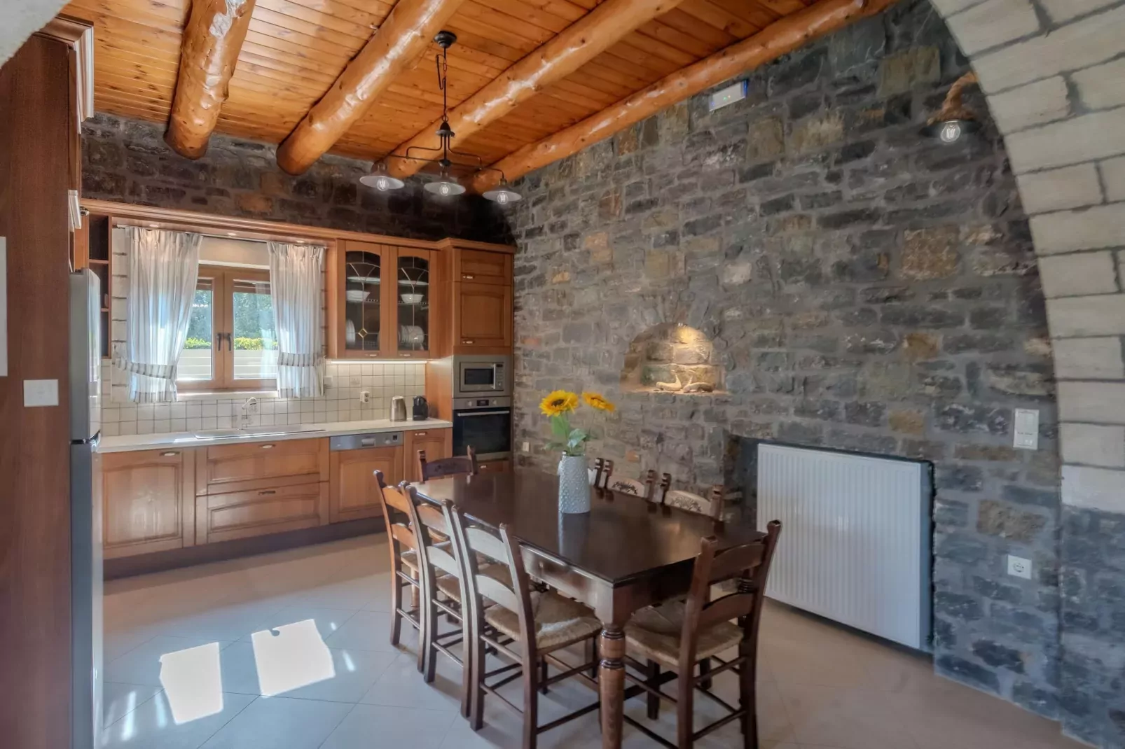 Villa Vilana with private pool-Eetkamer