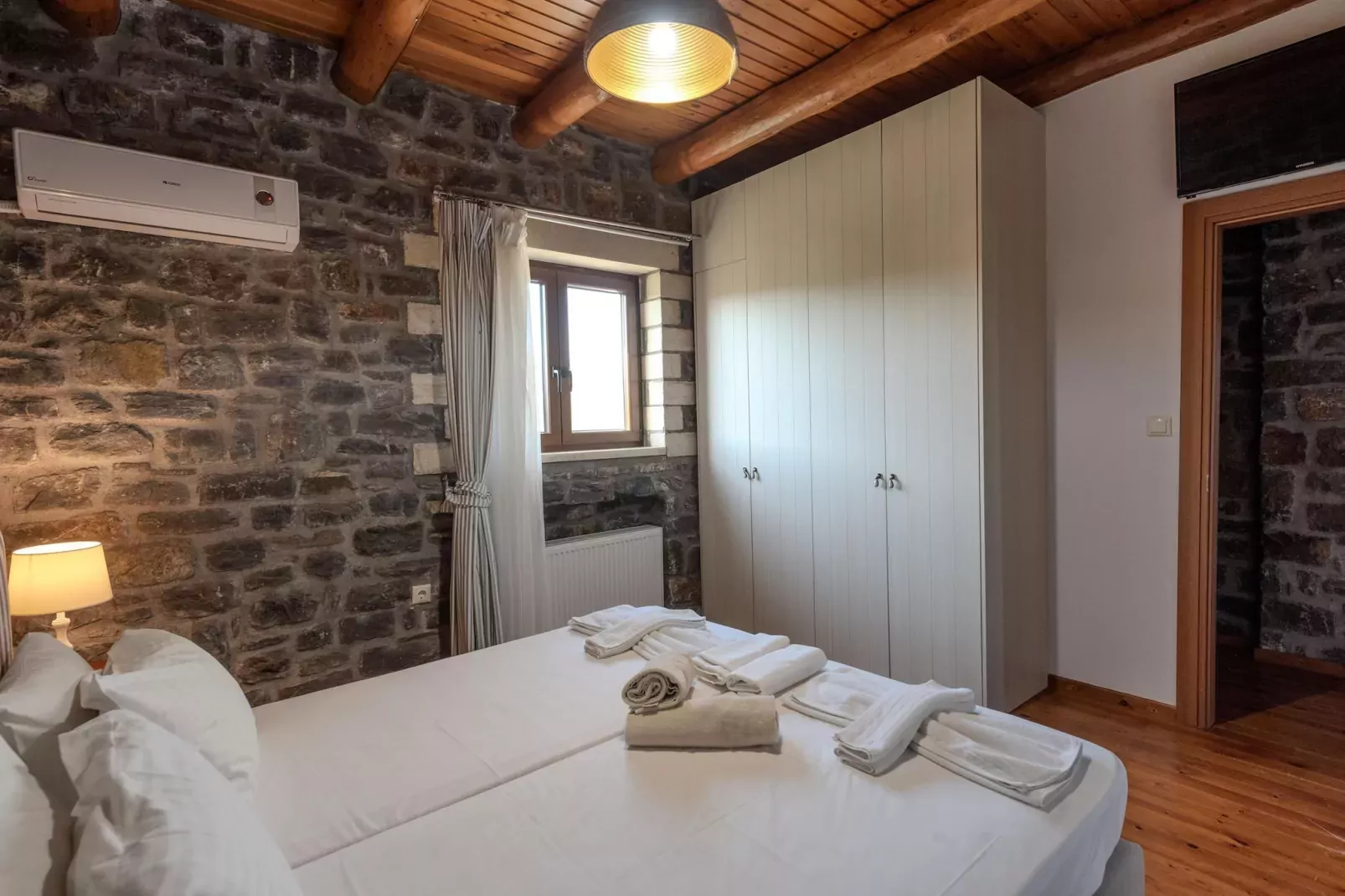 Villa Vilana with private pool-Slaapkamer