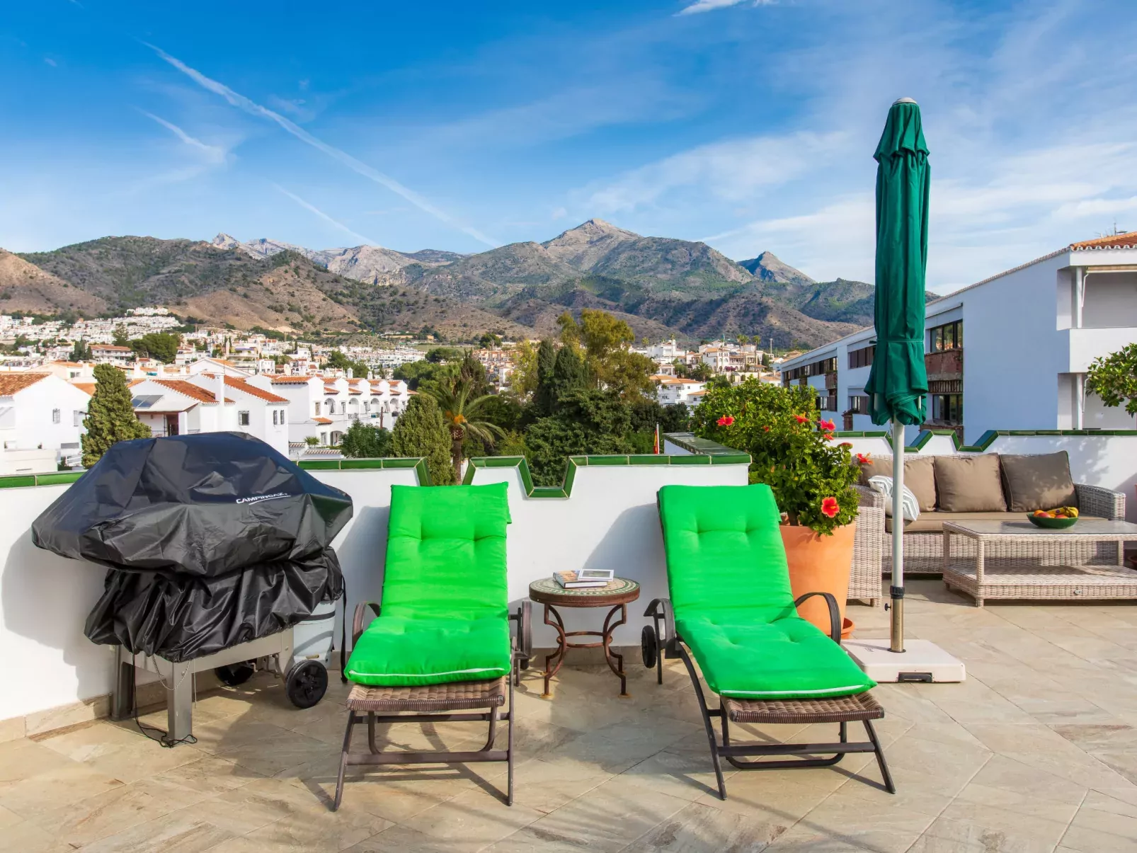 Parador del Mar-Buiten