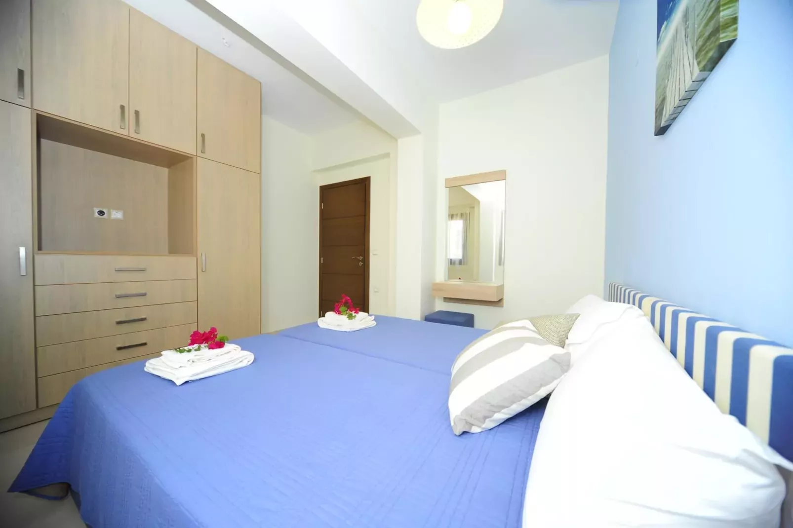 Villa Orsalia with private pool-Slaapkamer