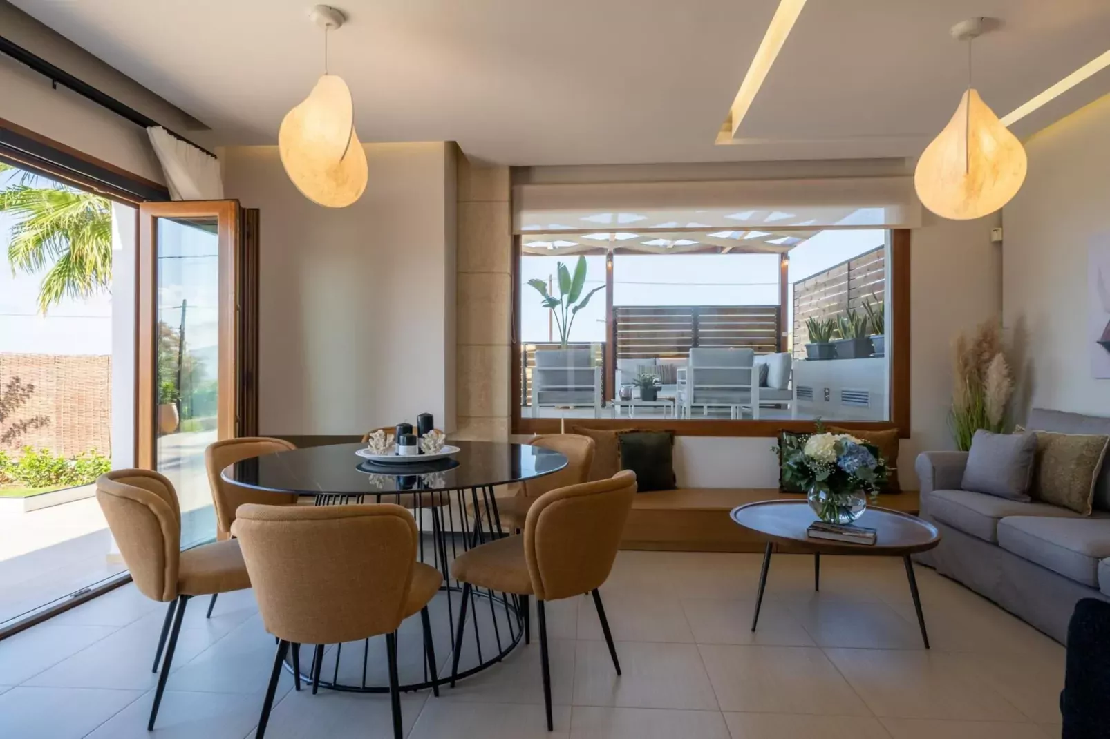 Villa Dimitra with swimming pool