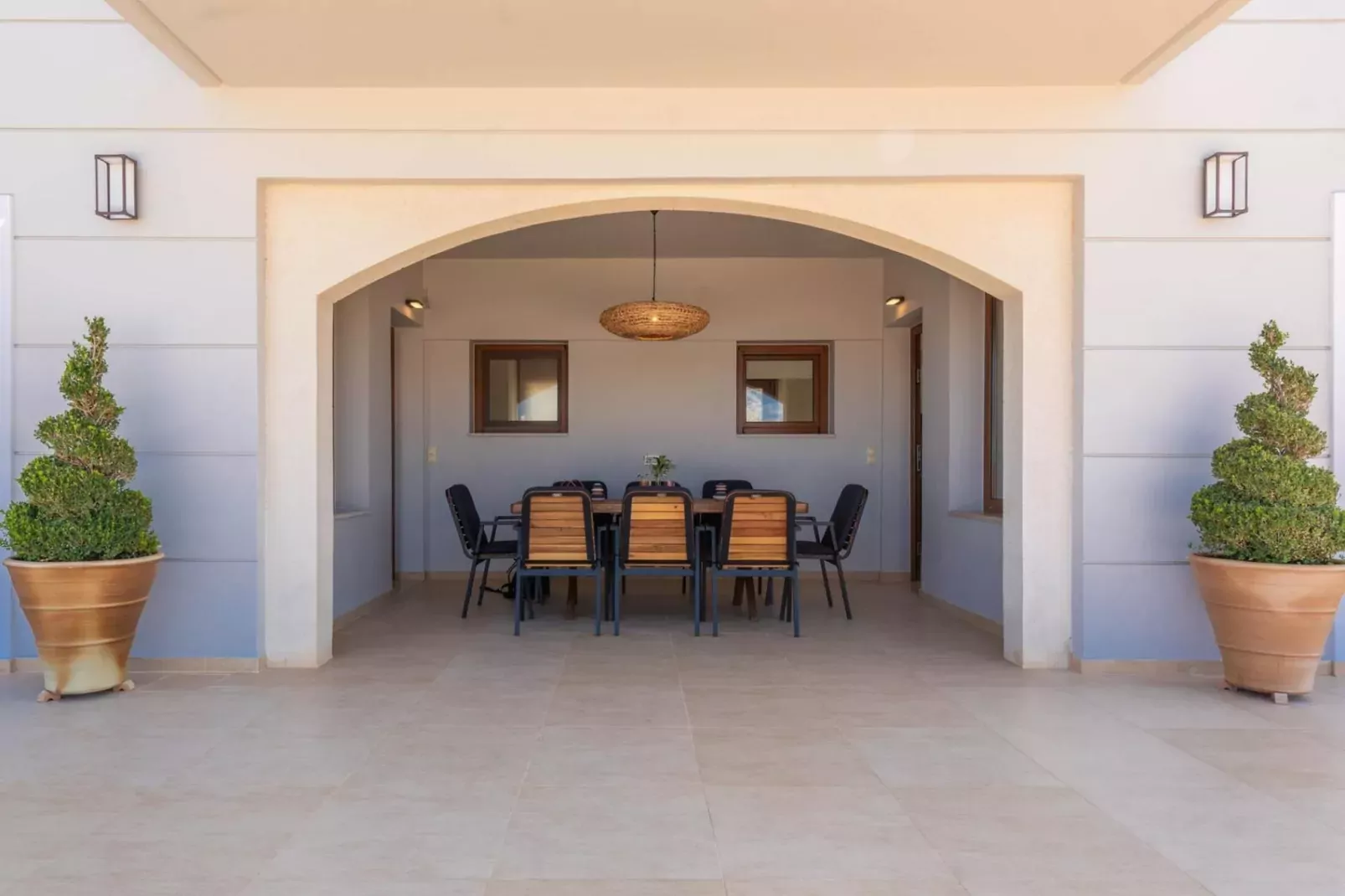 Villa Dimitra with swimming pool-Terrasbalkon