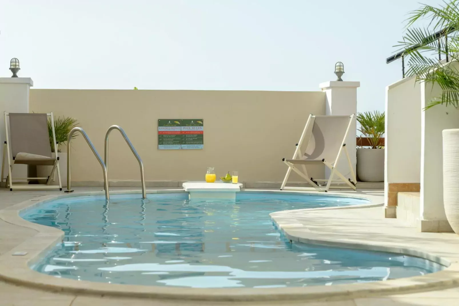 Villa Araucaria private pool Jacuzzi Seaview-Zwembad
