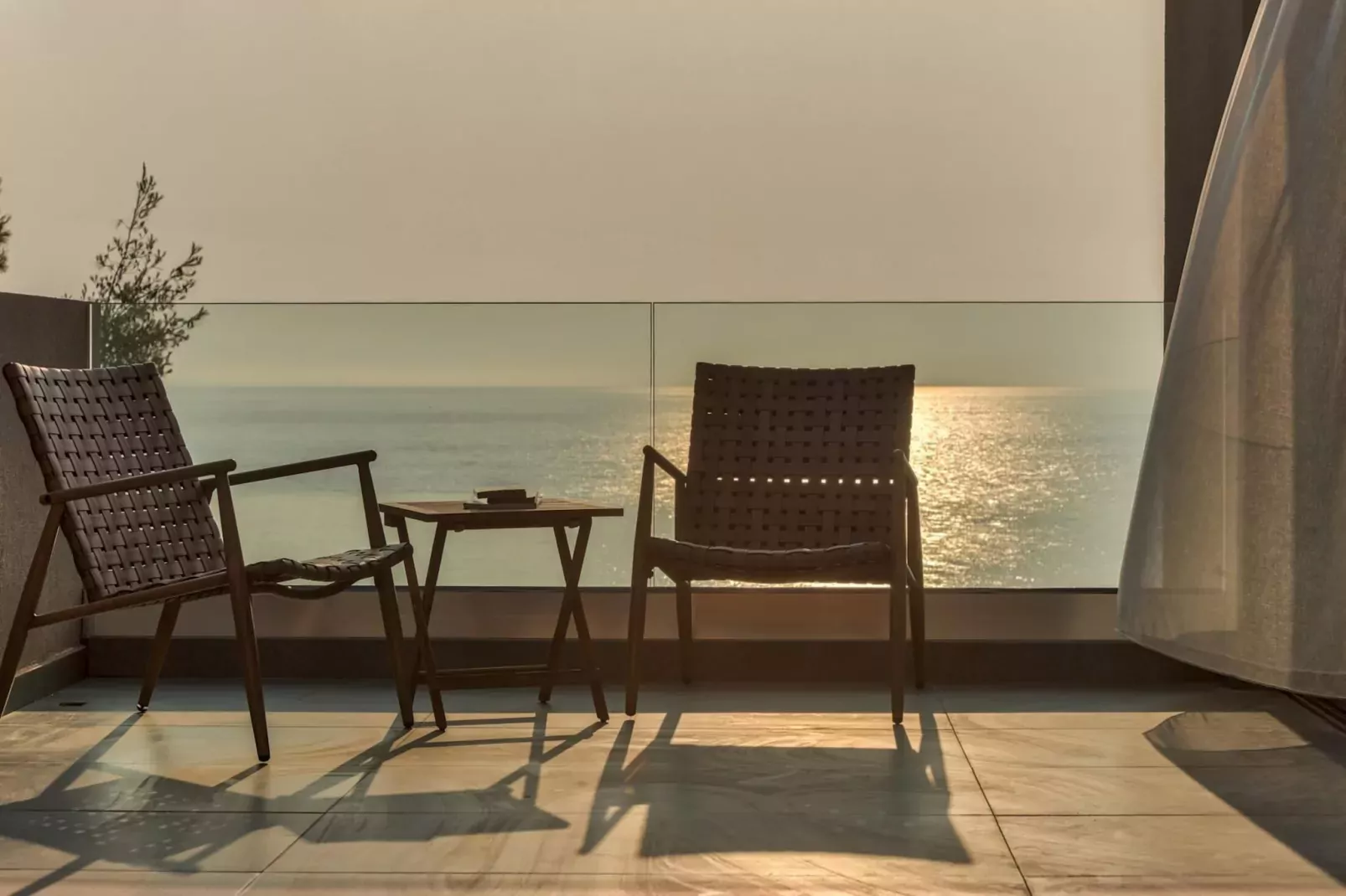 Luxury Villa Mon I Vassilikos-Terrasbalkon