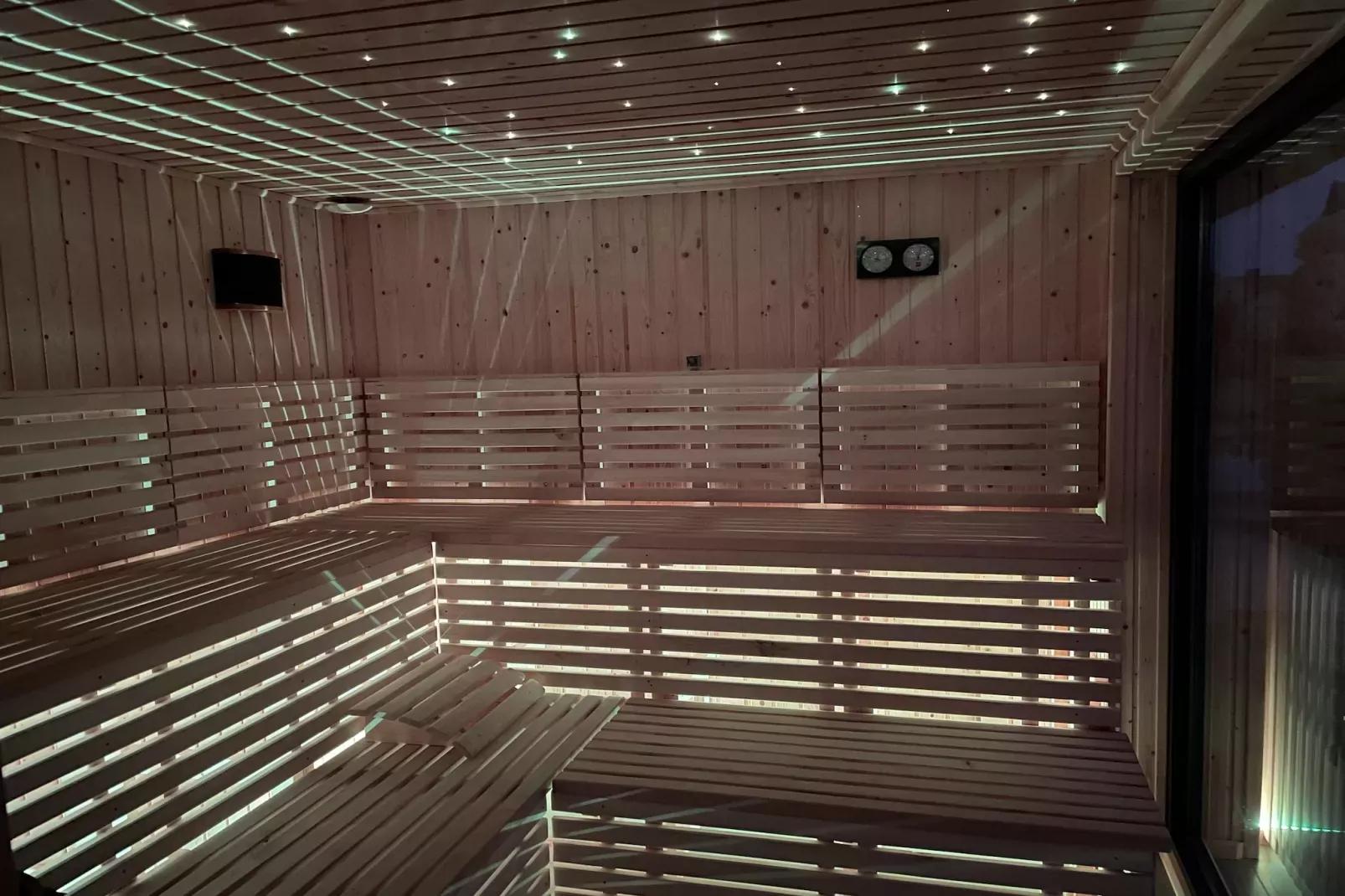Domki wakacyjne PREMIUM PLUS dla 8 osób Sianożęty-Sauna