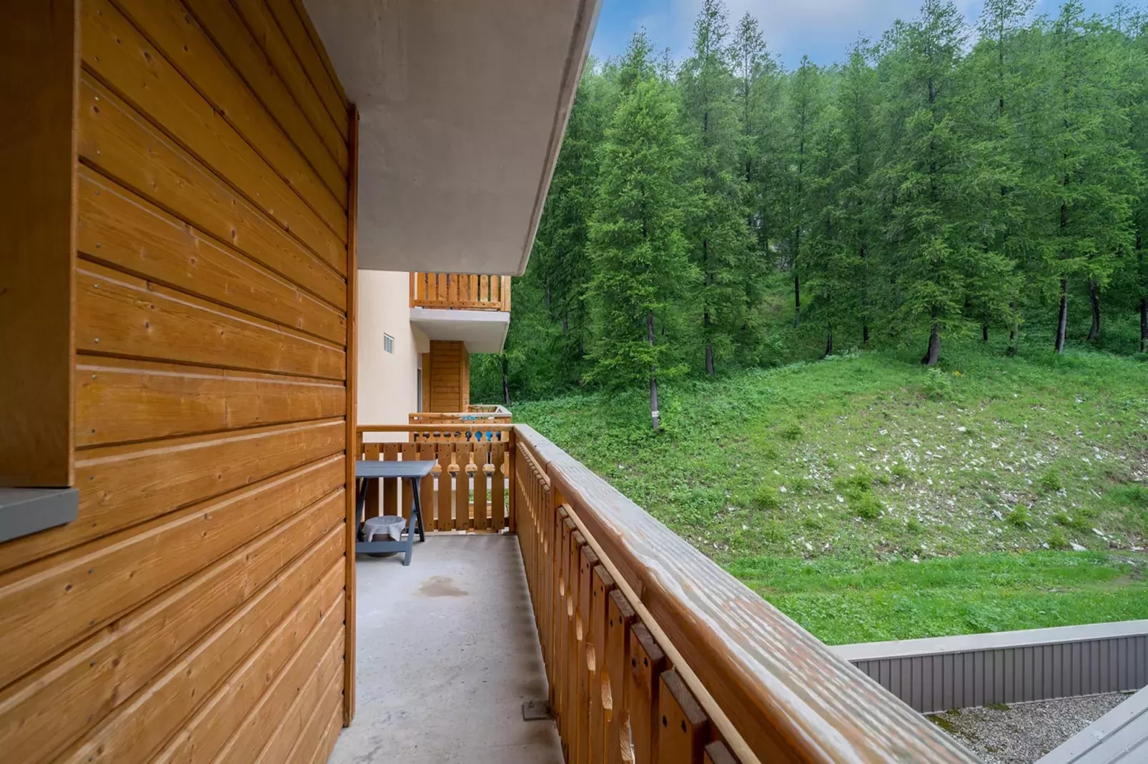 C. DU VERDON N°2301 - 2P6C-Terrasbalkon