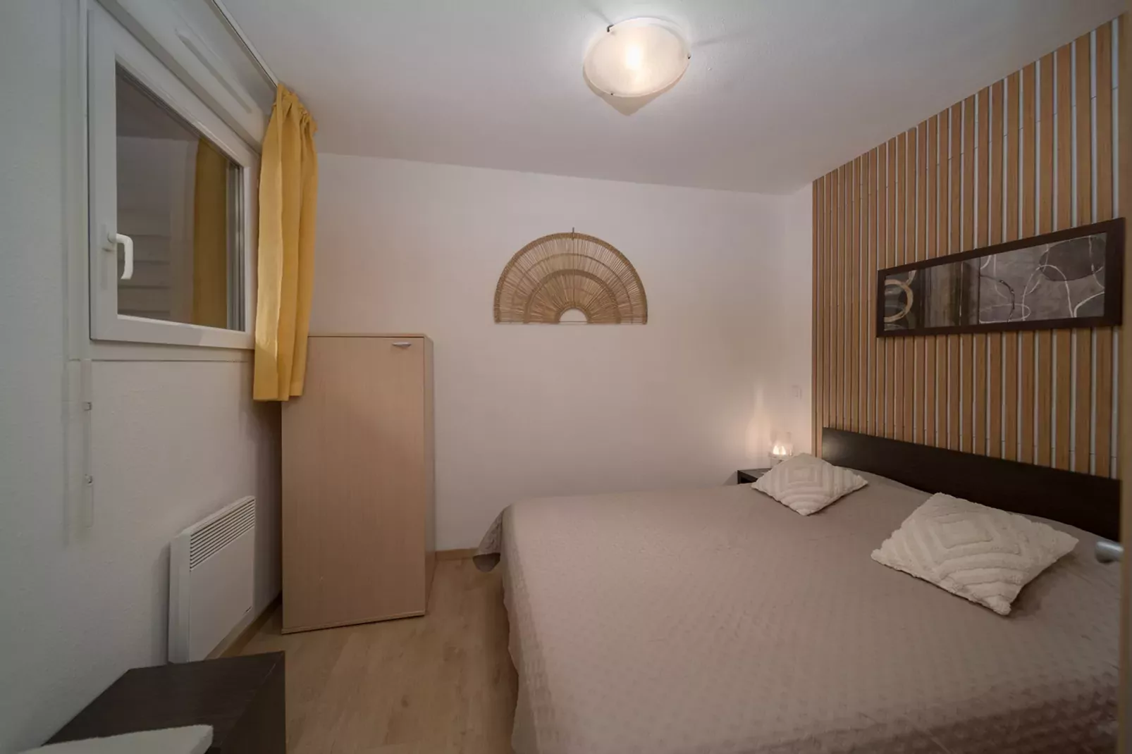 C. DU VERDON N°2301 - 2P6C-Slaapkamer