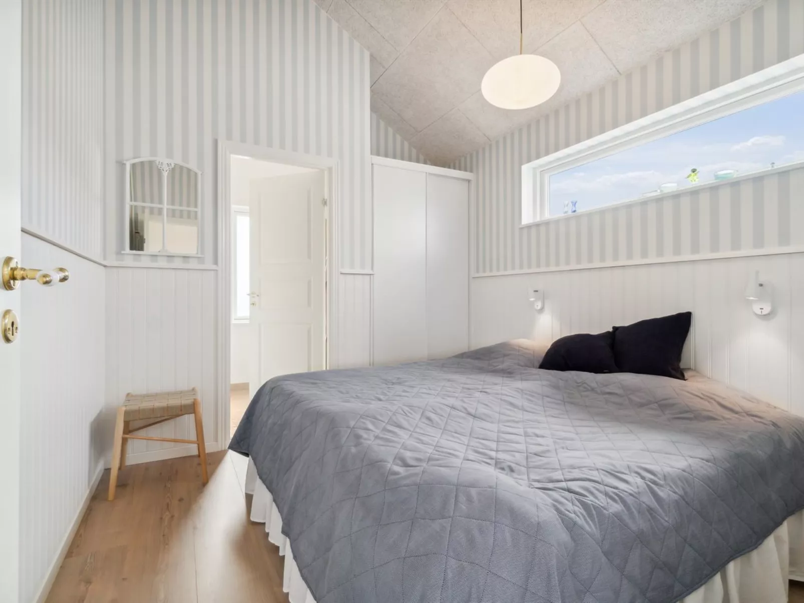 "Skoge" - 500m from the sea-Binnen