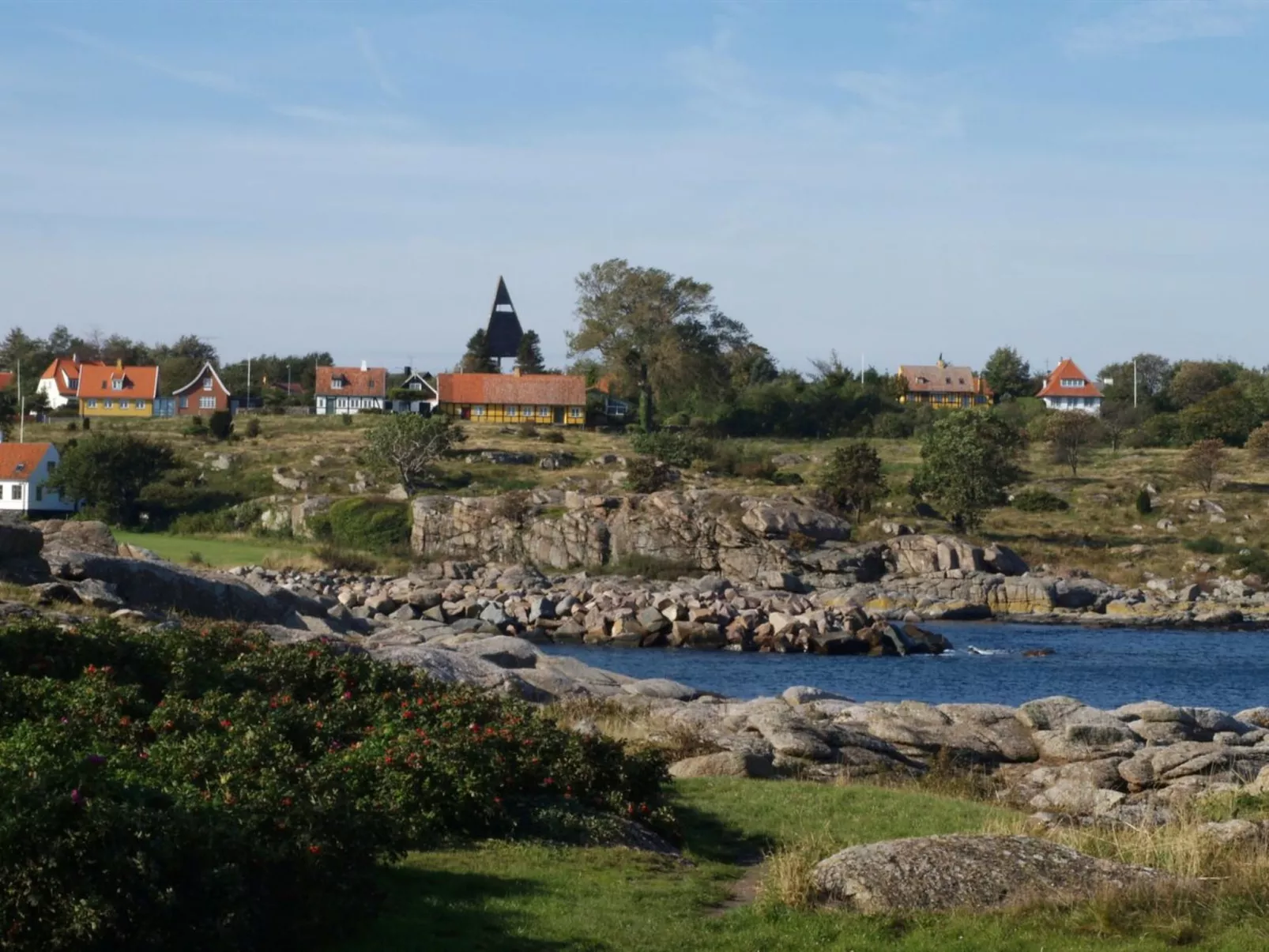 "Skoge" - 500m from the sea-Buiten