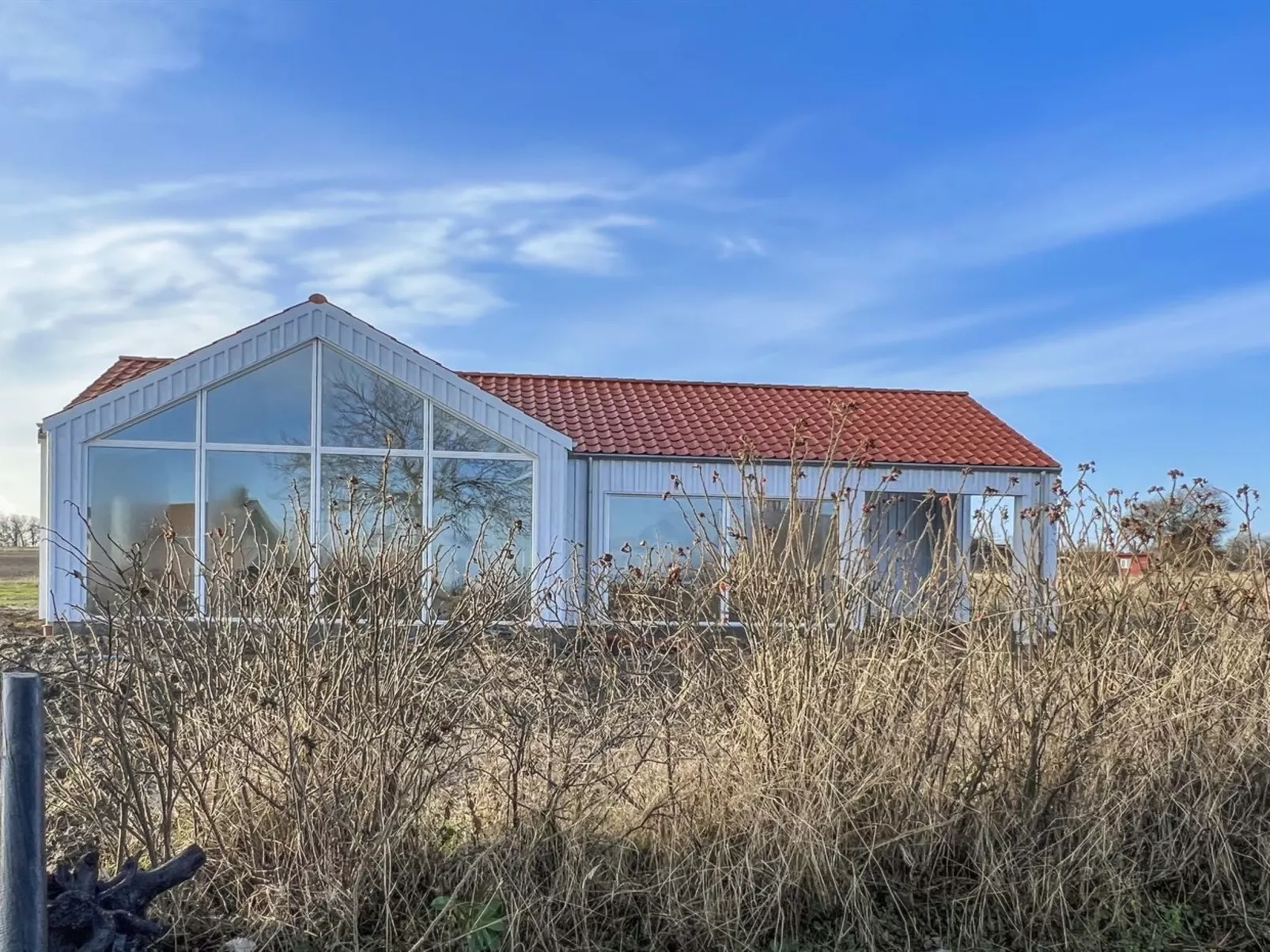 "Skoge" - 500m from the sea-Binnen