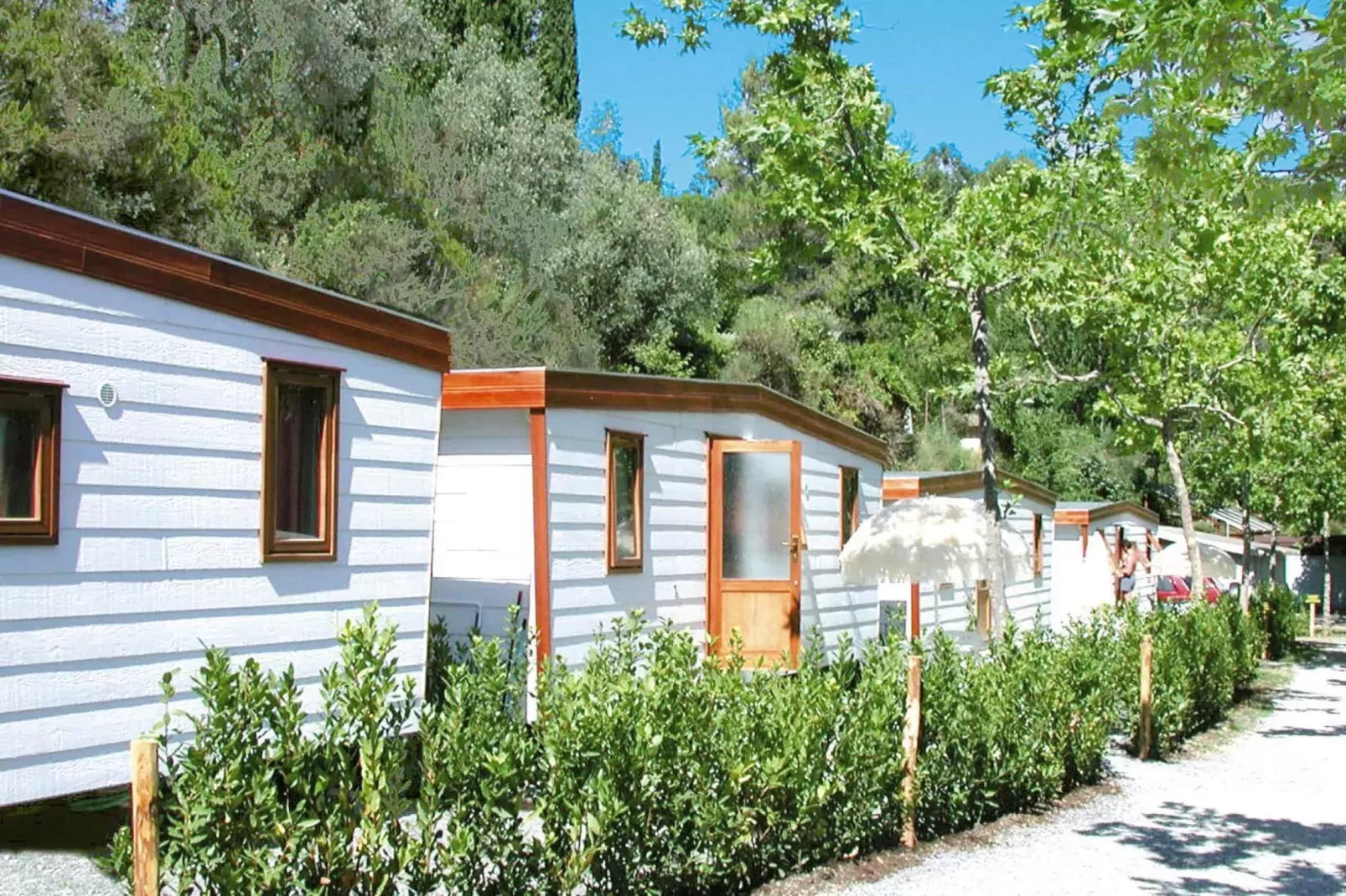 Ferienresort C'era Una Volta Villanova d'Albengo - Type B4 mit Veranda ca 27 qm-Buitenkant zomer