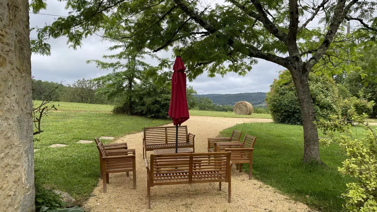 Grande gite Saint Martin le Redon-Uitzicht zomer