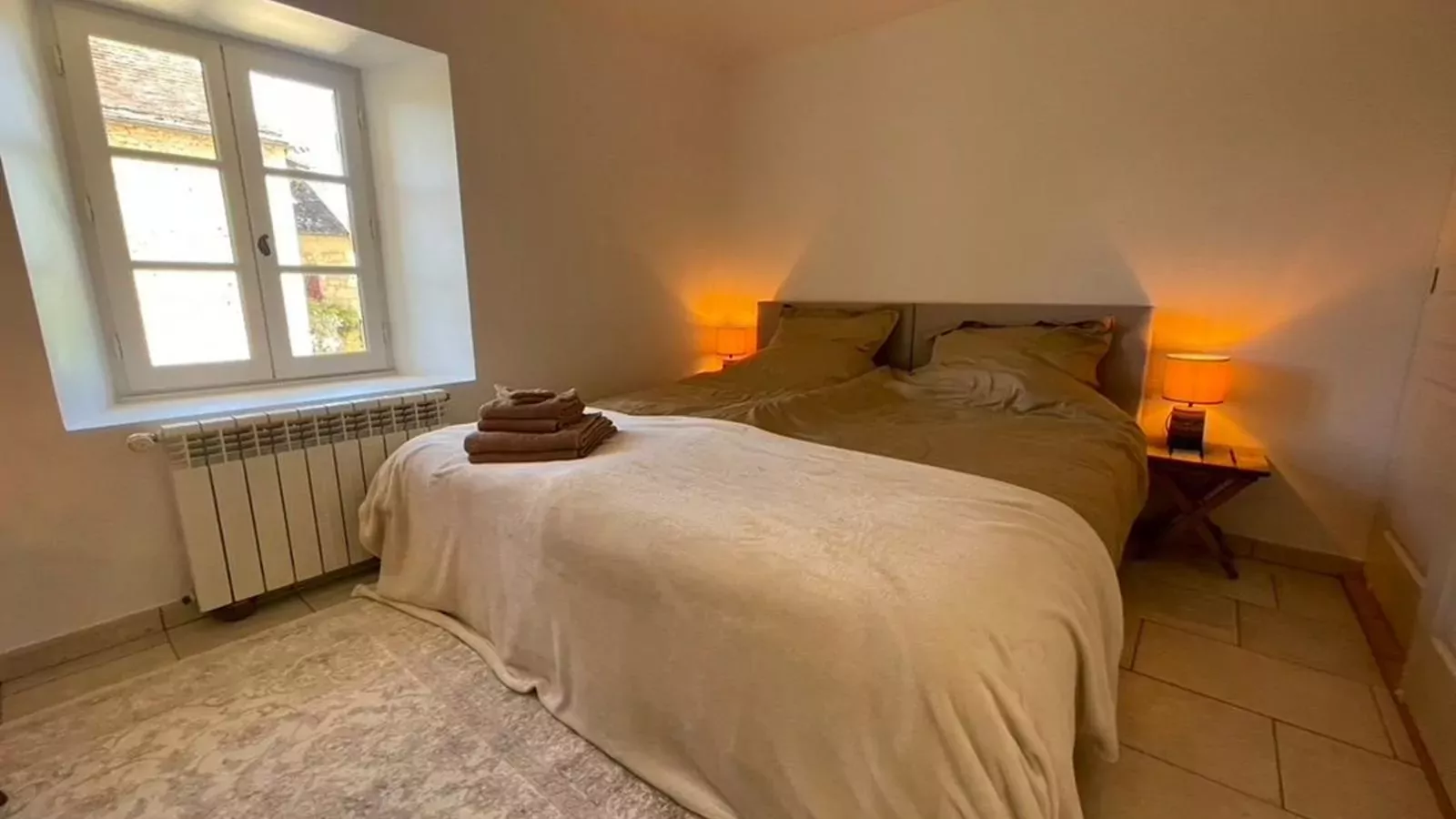 Petit gite Saint Martin le Redon-Slaapkamer