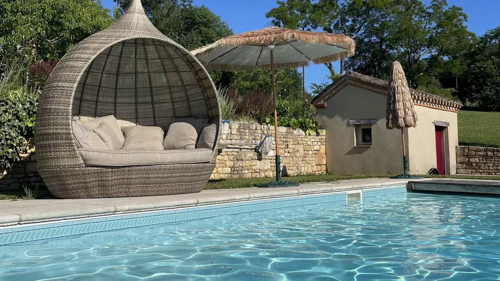 poolofhouse