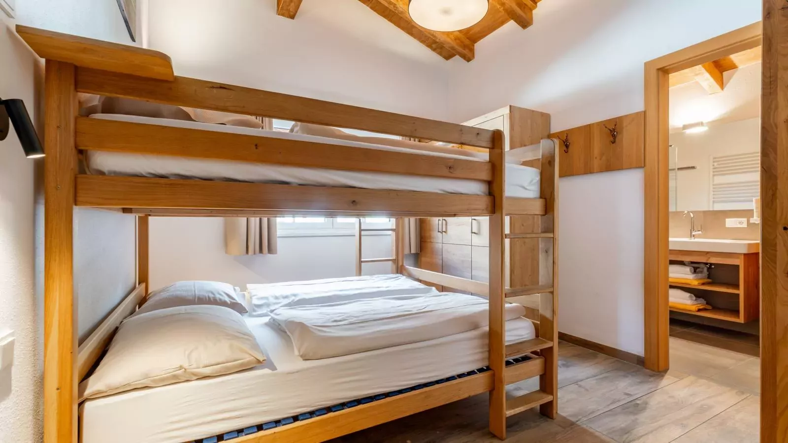 Tauern Suites Mitterwirt TOP 224 - Penthouse Maiskogel-view-Slaapkamer