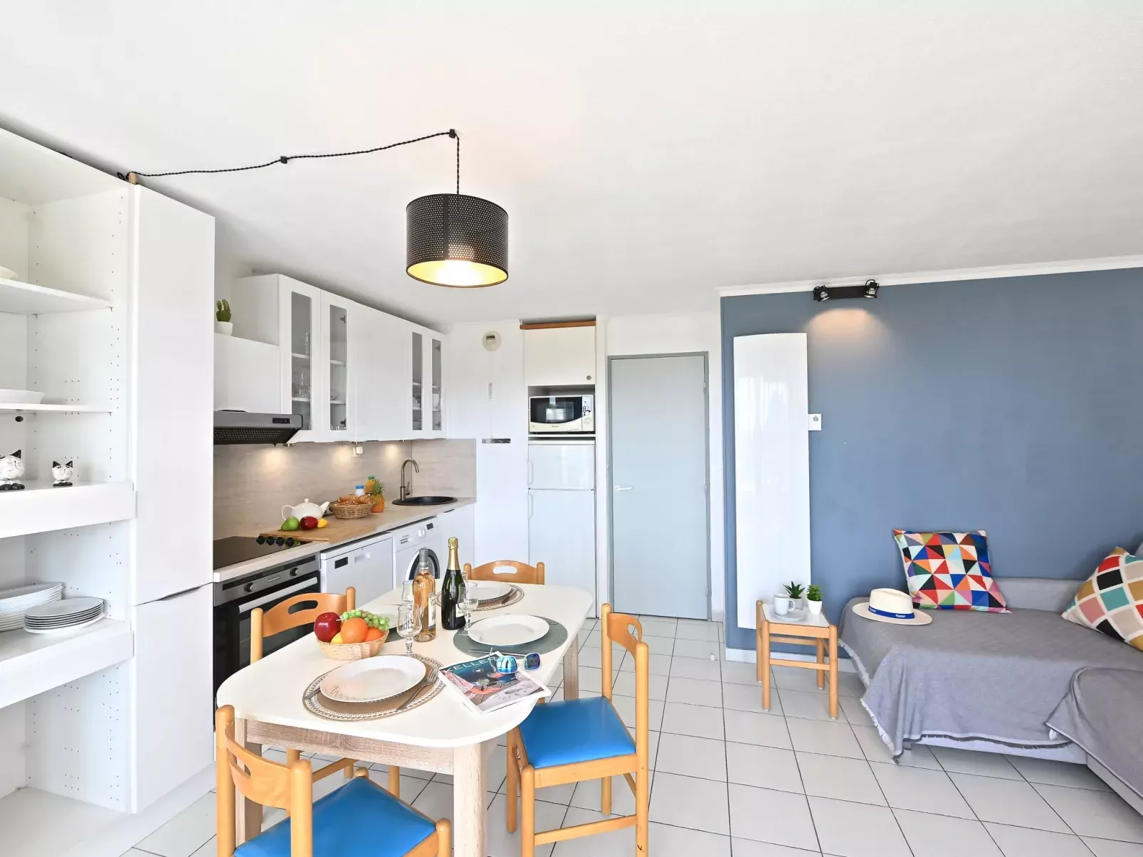 Le Hameau (L2 202)-Binnen