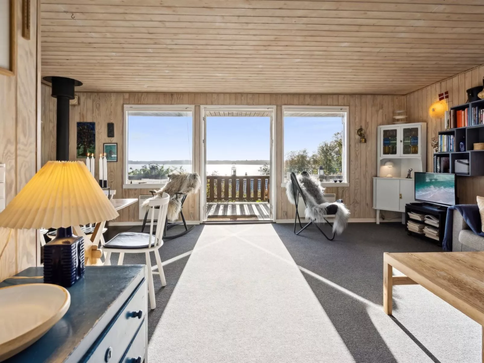 "Vanna" - 500m from the sea