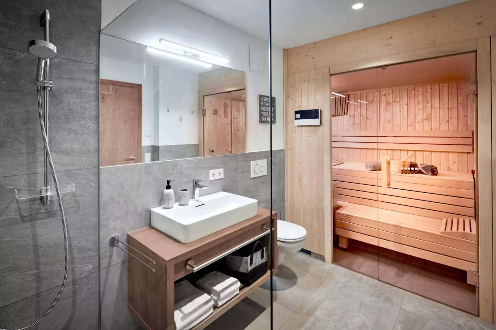 Luxusapartment mit Sauna am Berg-Badkamer