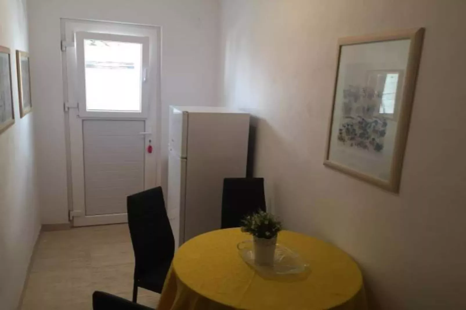 Apartments Kalajzic- Comfort Two Bedroom Apartment with Terrace(A1) (ST)-Eetkamer