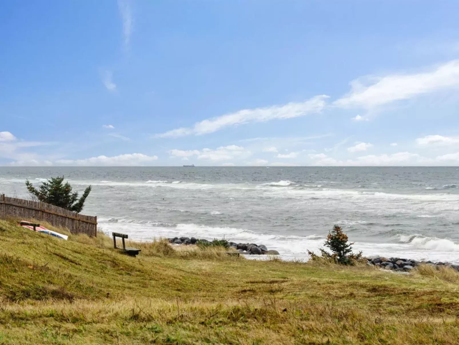 "Torbjörn" - 100m from the sea-Buiten
