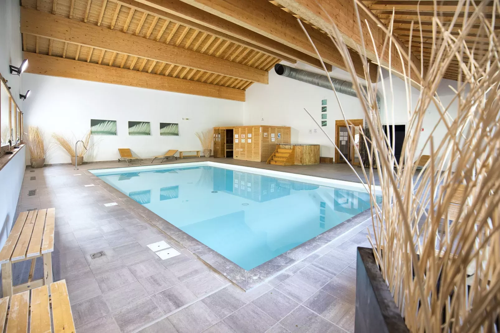 poolofhouse