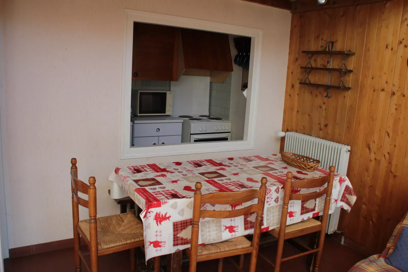 Castel des Neiges CSA7 CENTRE & VIEW  6 Pers.