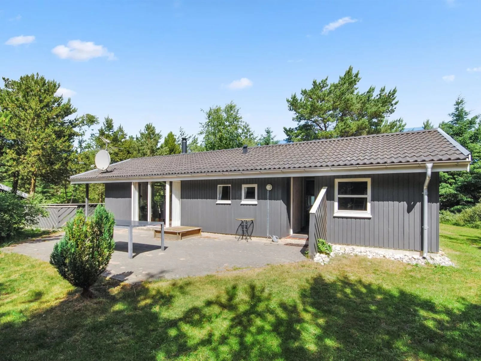 "Sighbiorn" - 950m from the sea-Buiten