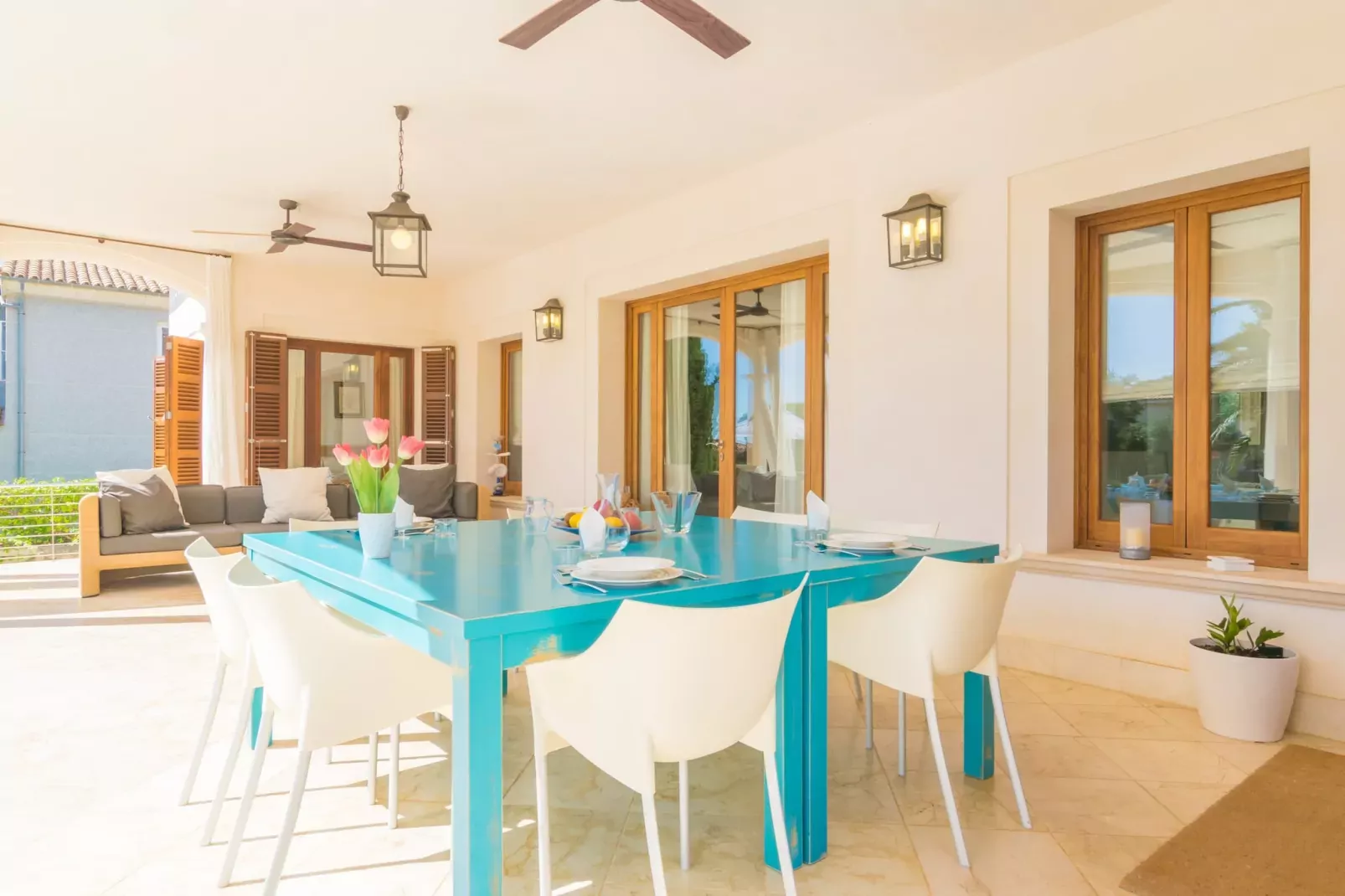 Villa Murta-Eetkamer
