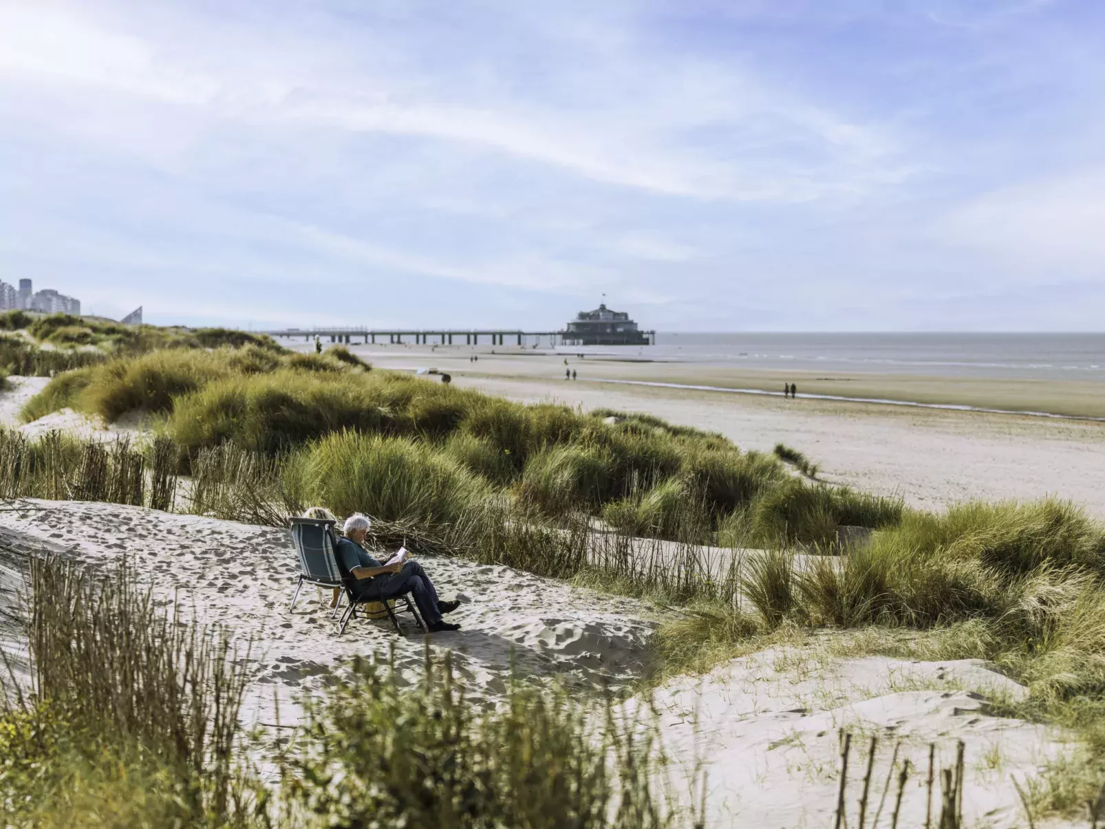 Blue Sand I with lateral sea view-Buiten