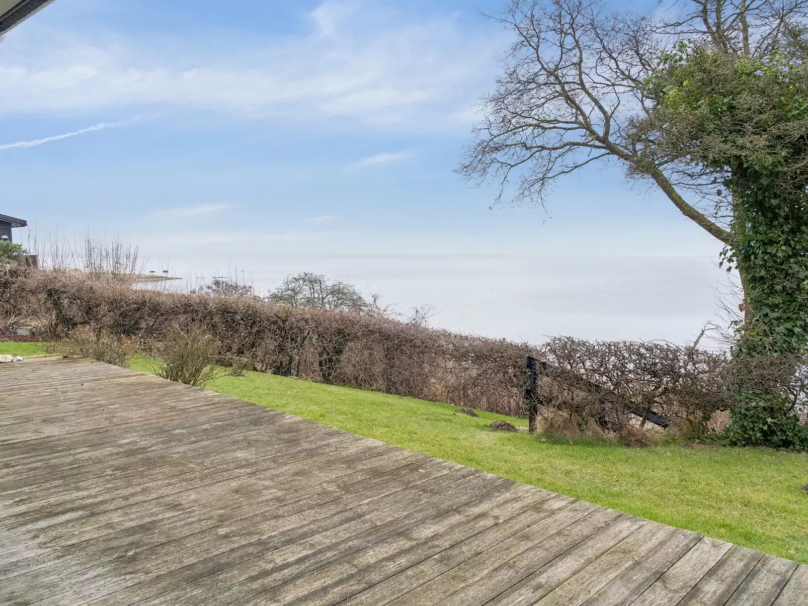 "Titta" - 10m to the inlet-Buiten