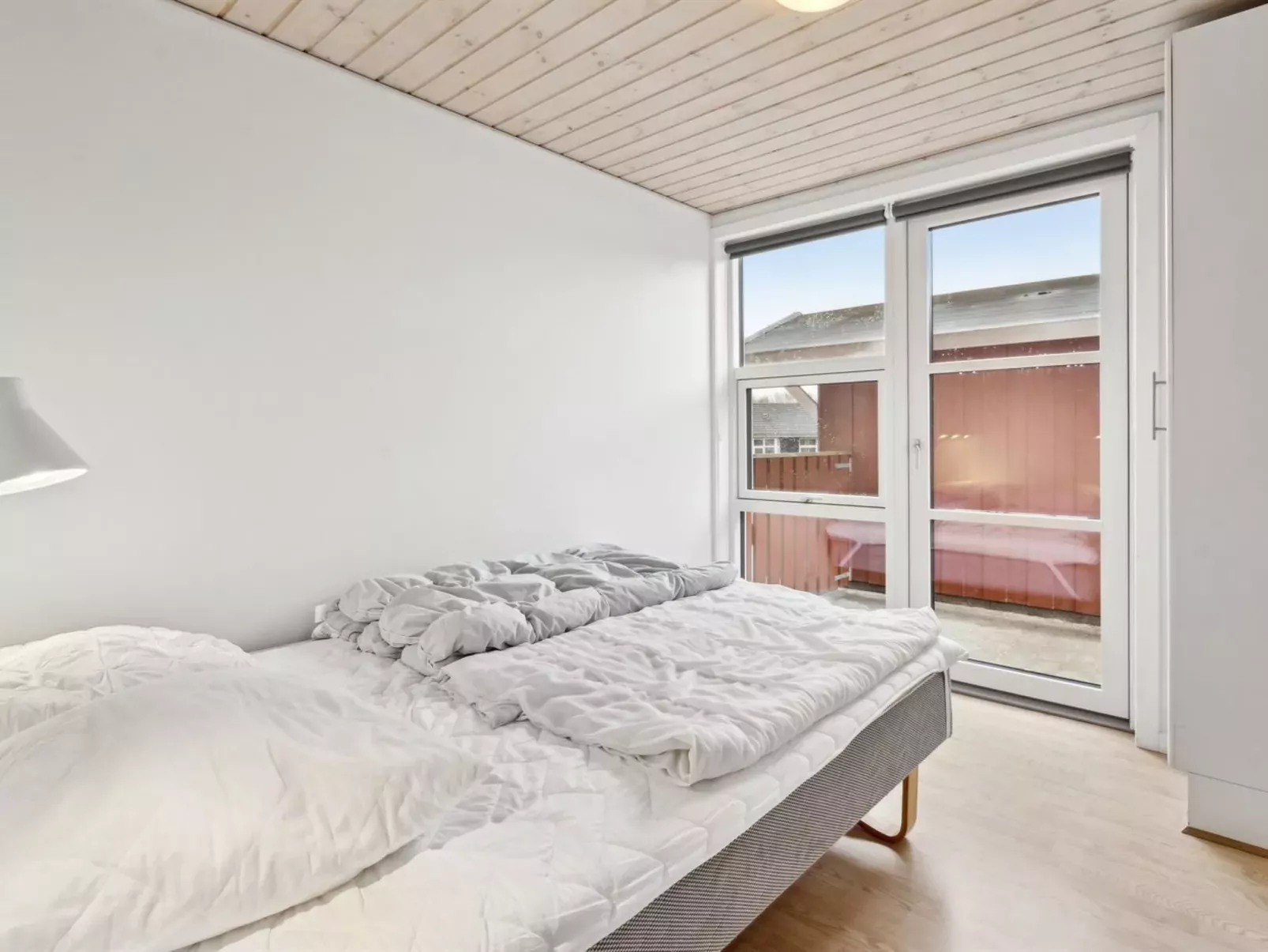 "Aira" - 200m from the sea-Binnen