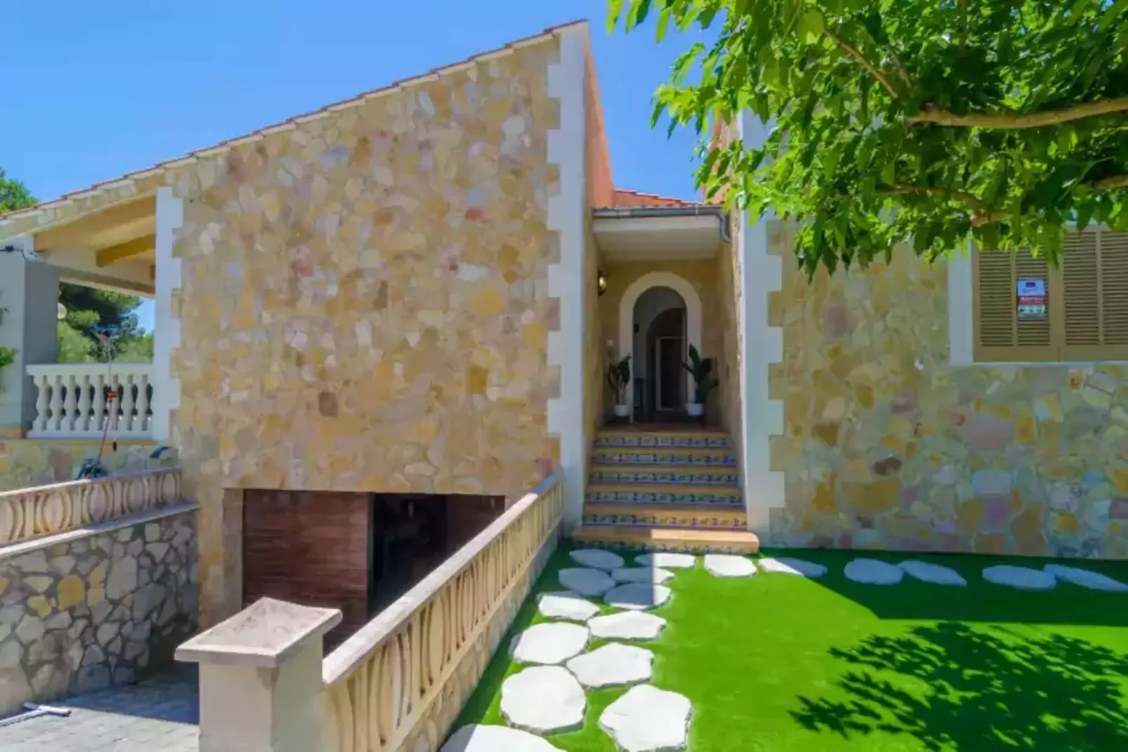 Casa El Cipres-Buitenkant zomer