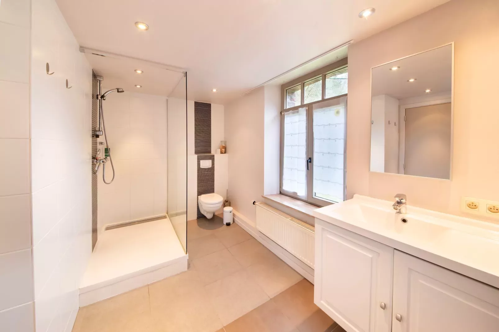 Le Vieux Moulin Bohan-Badkamer