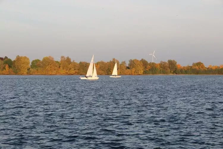 Floating 44 / Boot 5 / 4 Personen-Buitenkant zomer