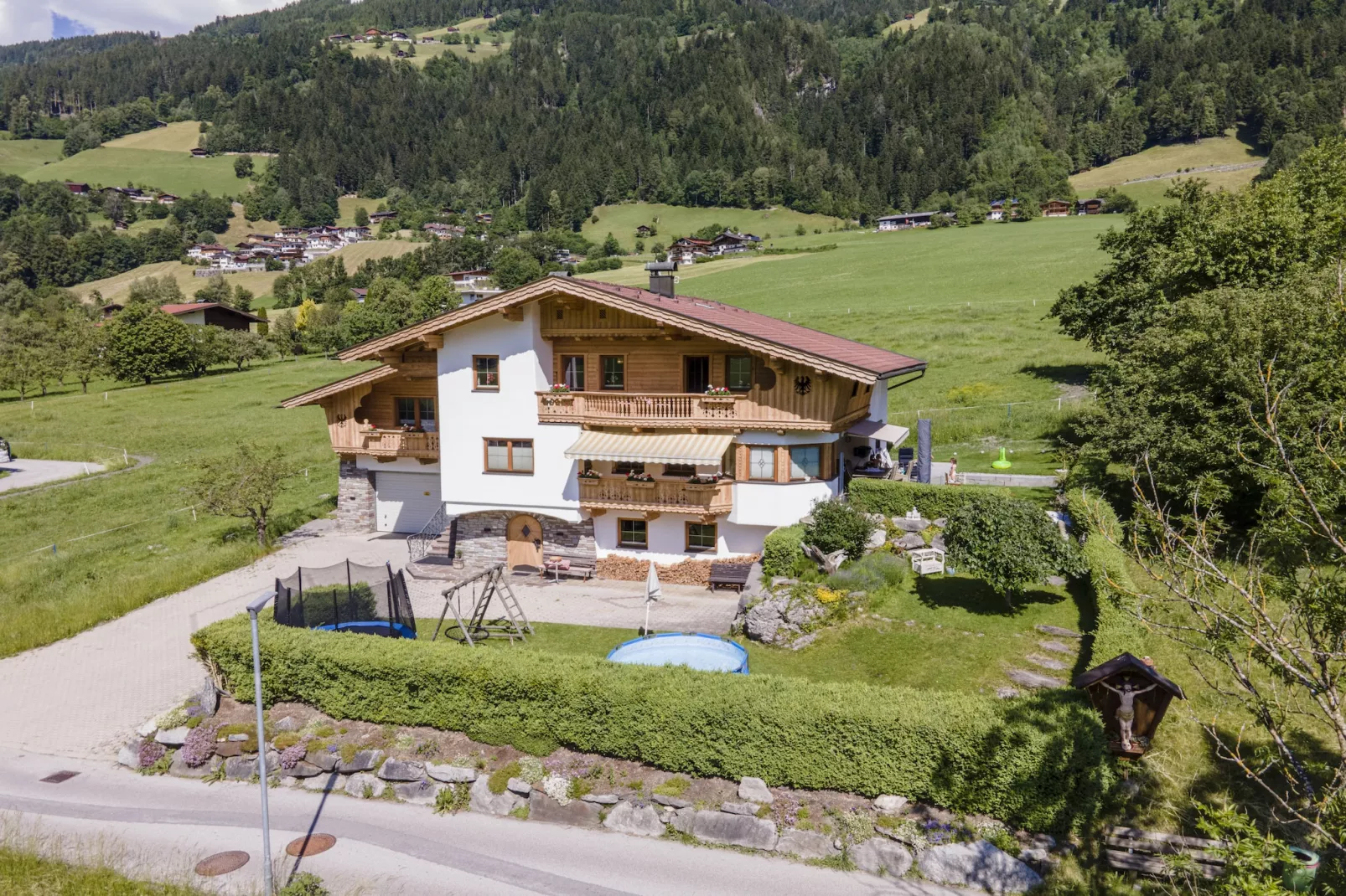 Exklusive Ferienwohnung mit Whirlpool