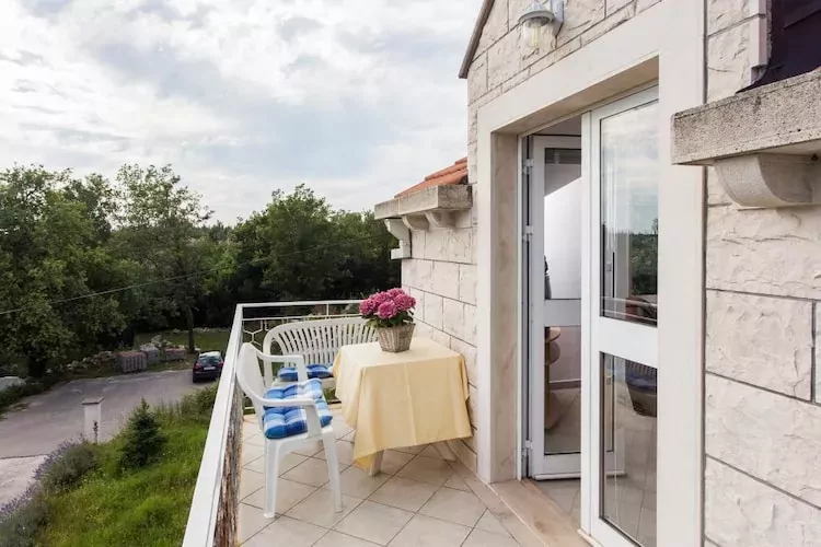 Apartments Villa Maslina - Two Bedroom Apartment with Terrace and Garden View-Terras
