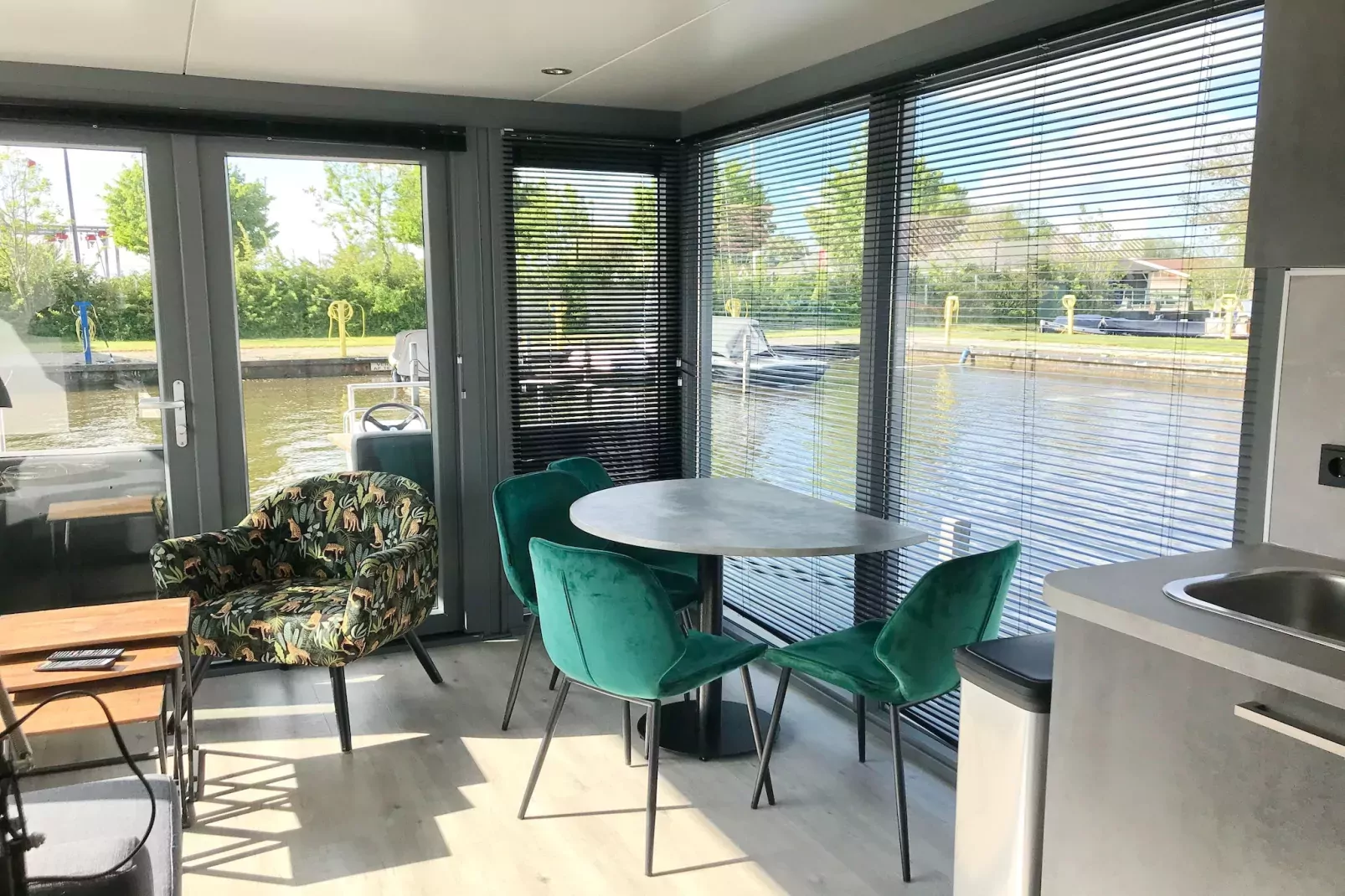 Waterlodges Heeg 1-Woonkamer