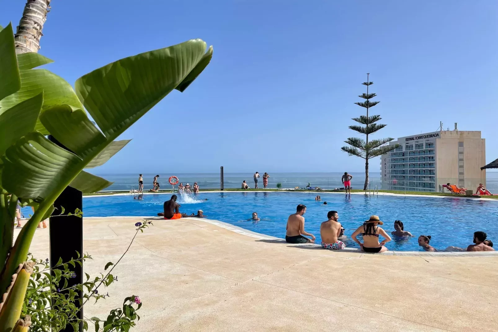El Coloso de SteraM FLATS Benalmadena-Zwembad