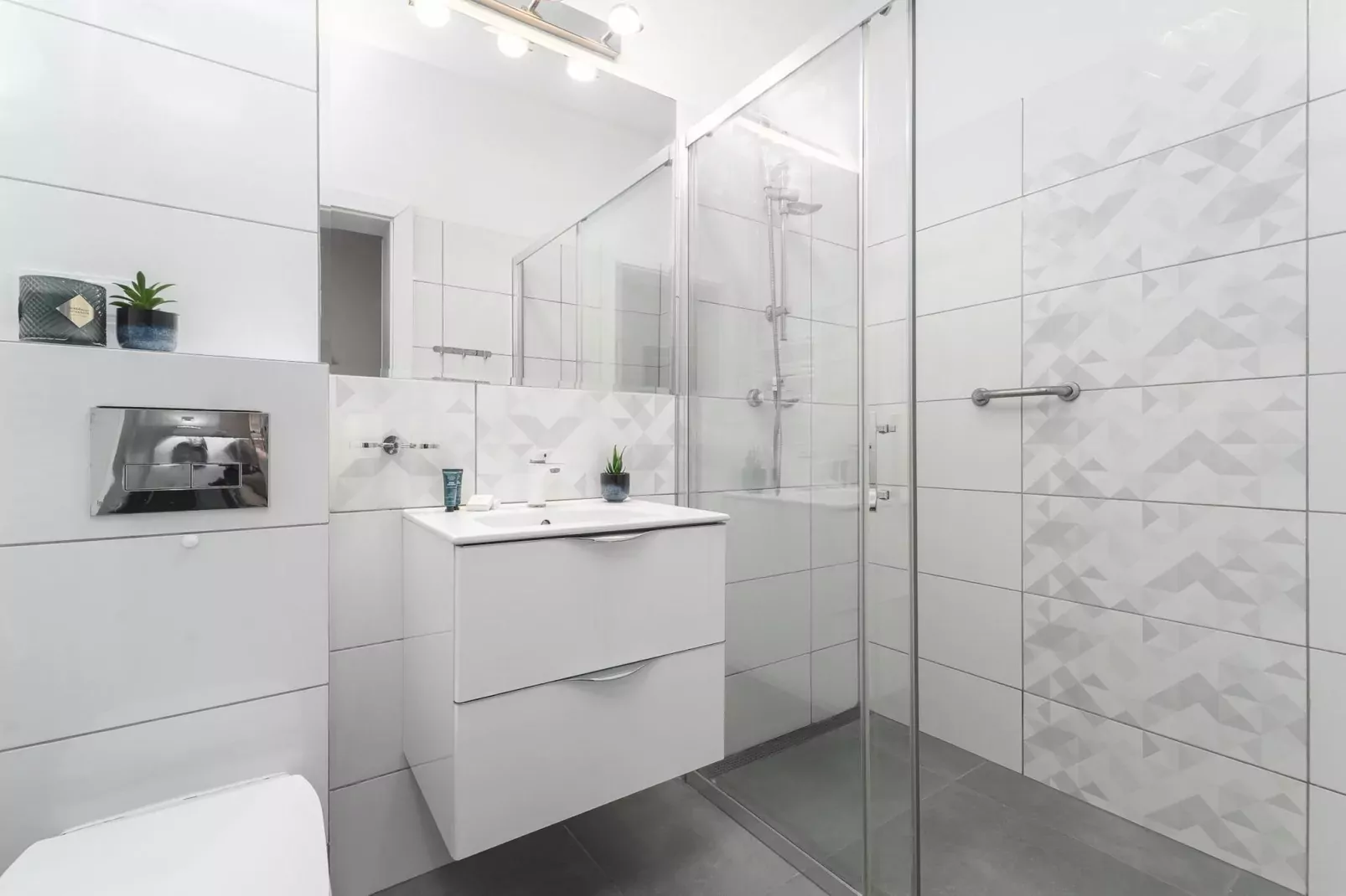 Apartament 2-pokojowy dla 6 osób Grunwaldzka 12c4 Pobierowo-Badkamer