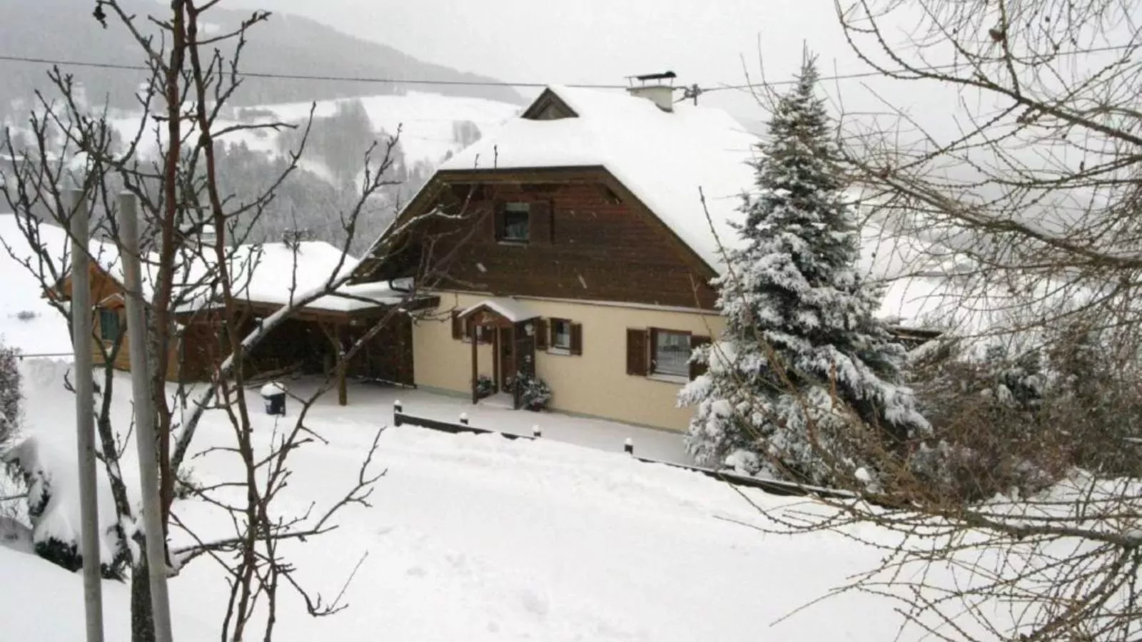 Landhaus zur Sonne-Exterieur winter