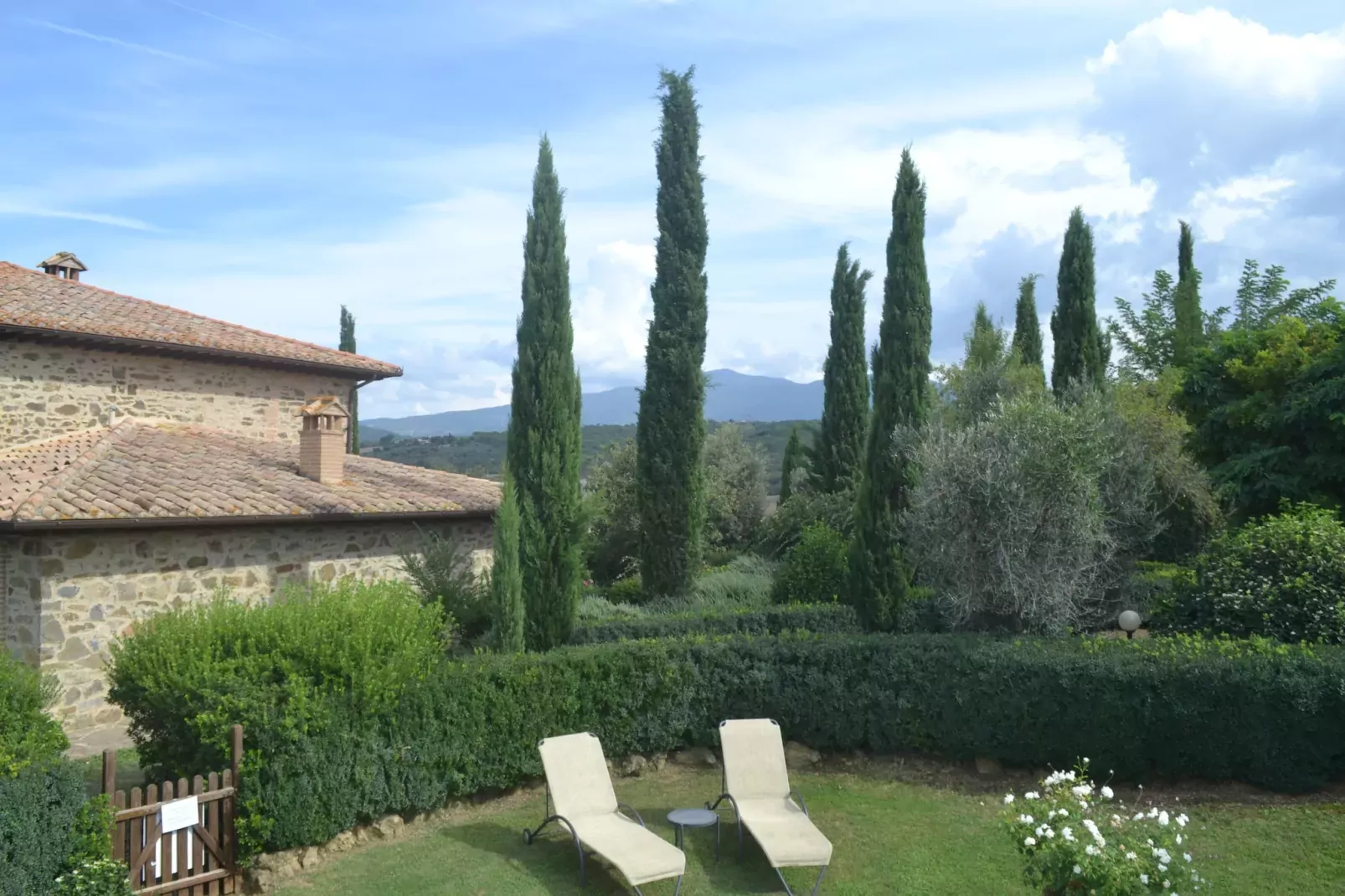 Villa Montecucco-Uitzicht zomer