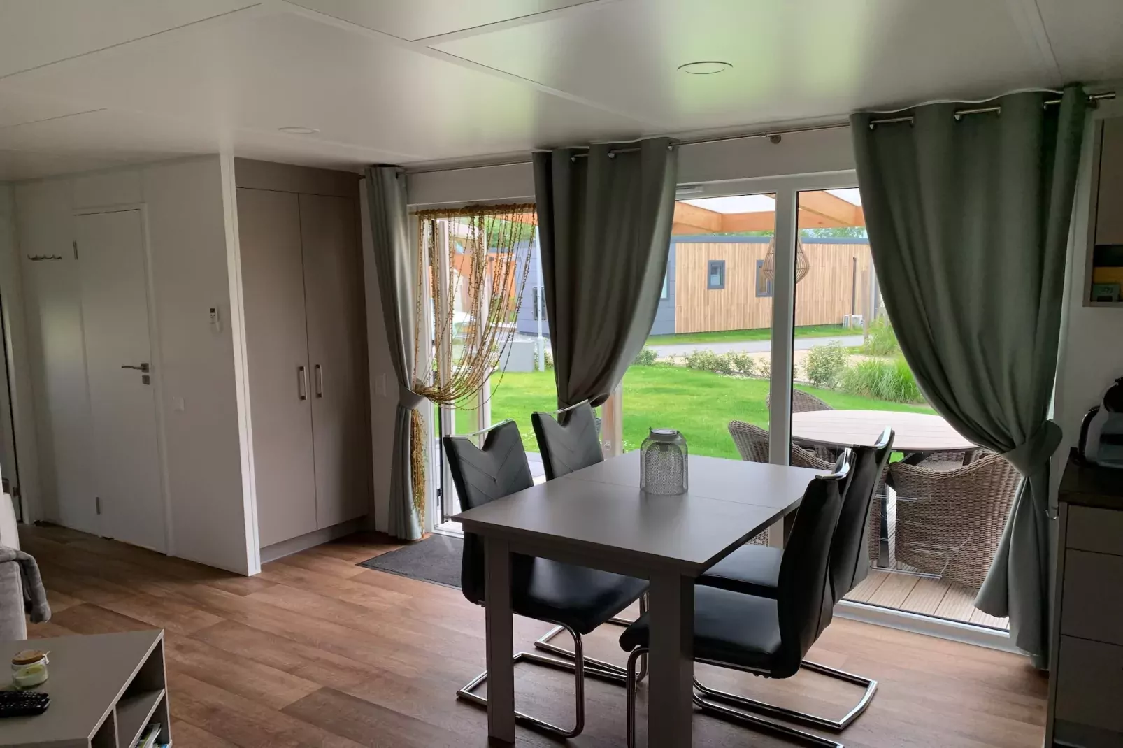Vakantiepark Duinzicht 12-Woonkamer