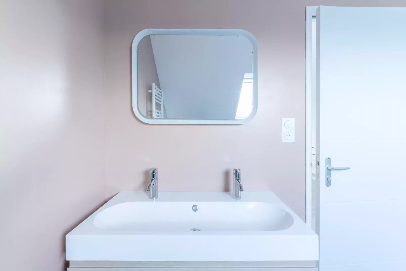 TY NEVEZ - Saint-Pabu-Badkamer