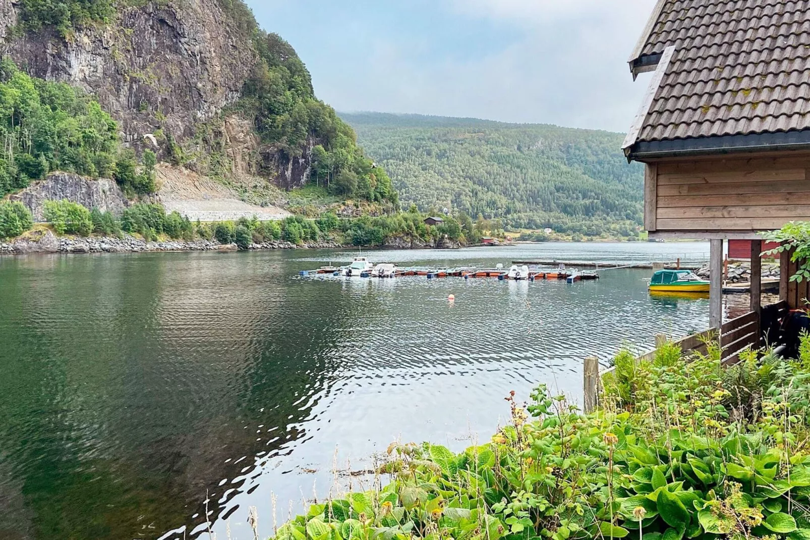 4 persoons vakantie huis in Leirvik i Sogn-Buitenlucht