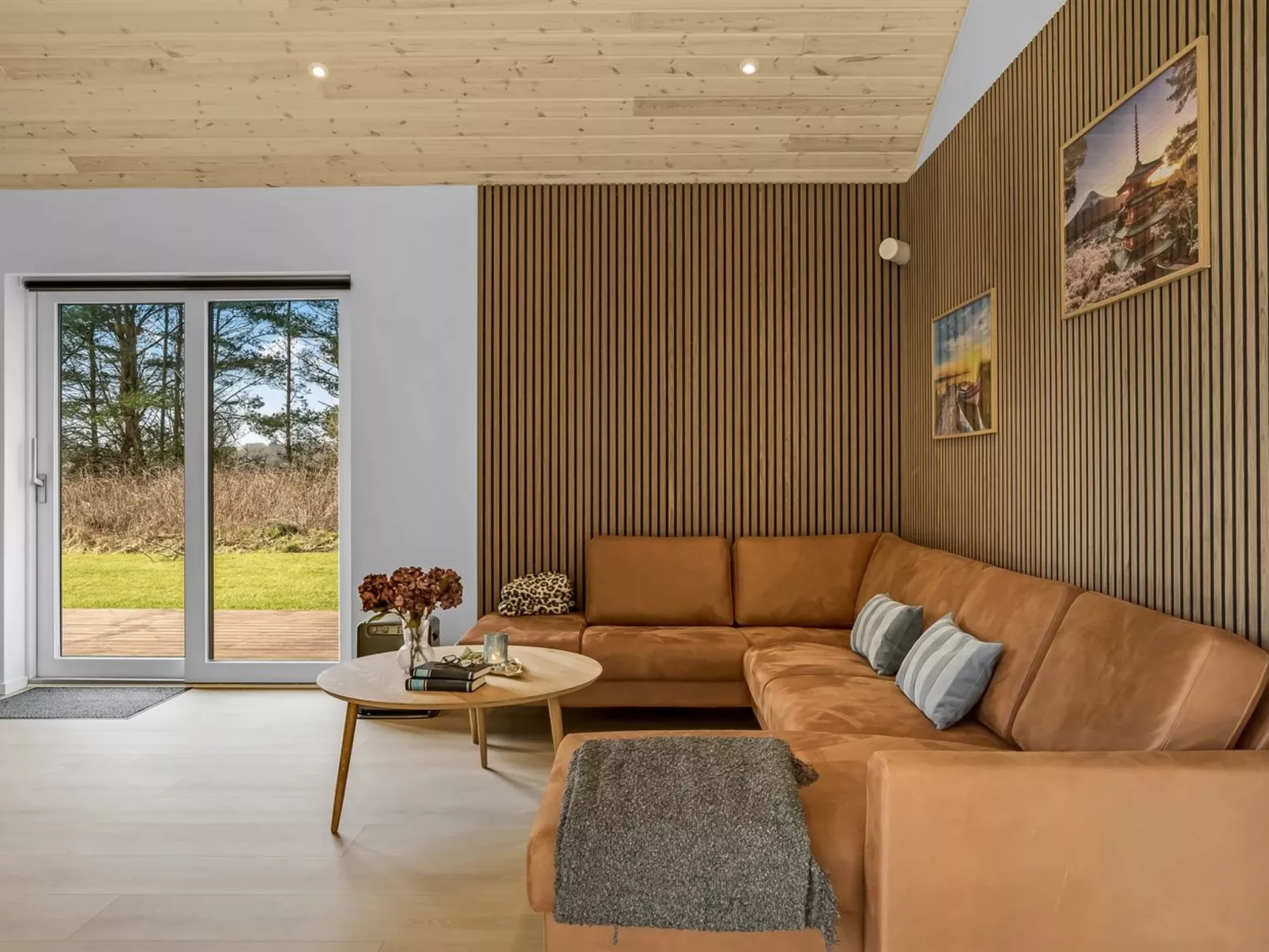 "Herwarth" - 2.3km from the sea