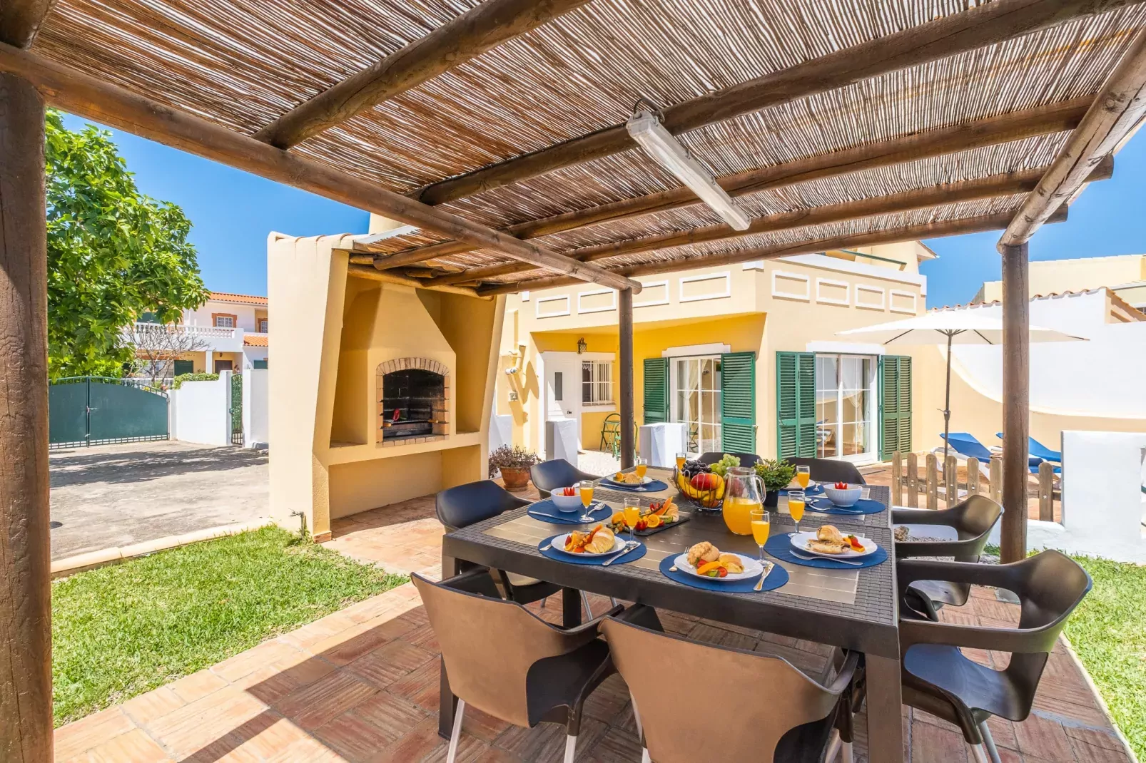 Villa Casablanca-Tuinen zomer