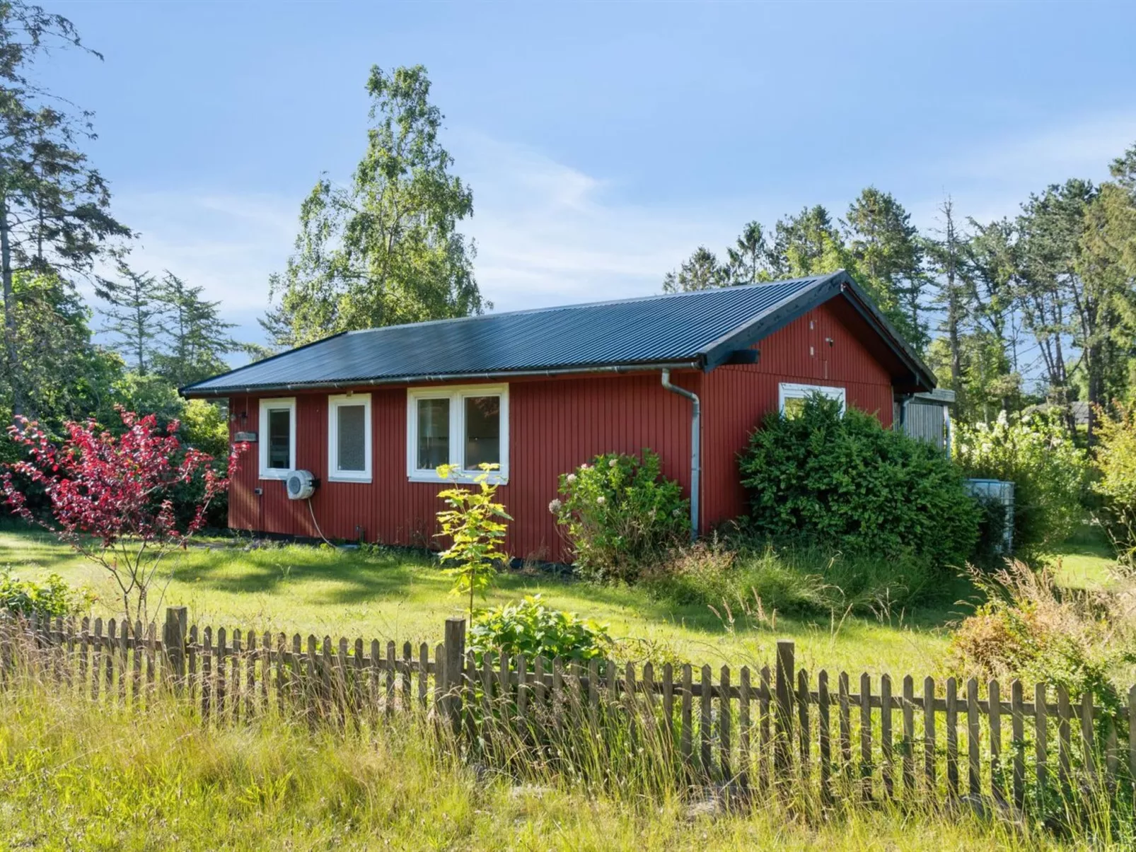 "Herulf" - 2km from the sea