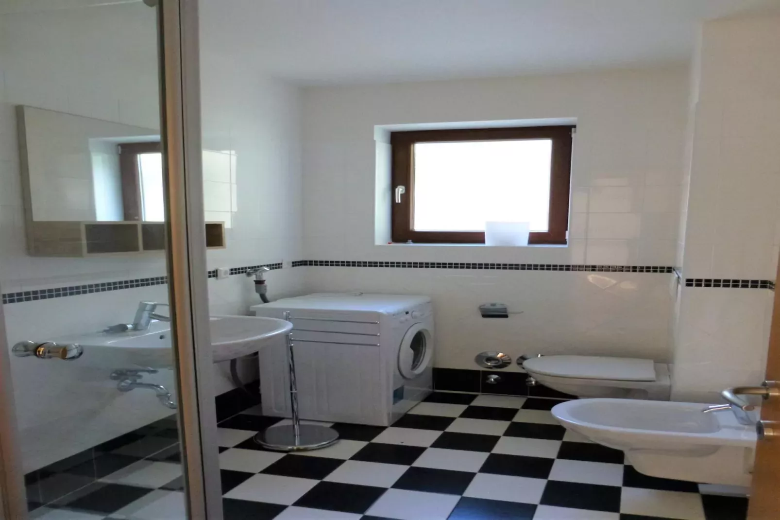 Haus Nora Top 2-Badkamer